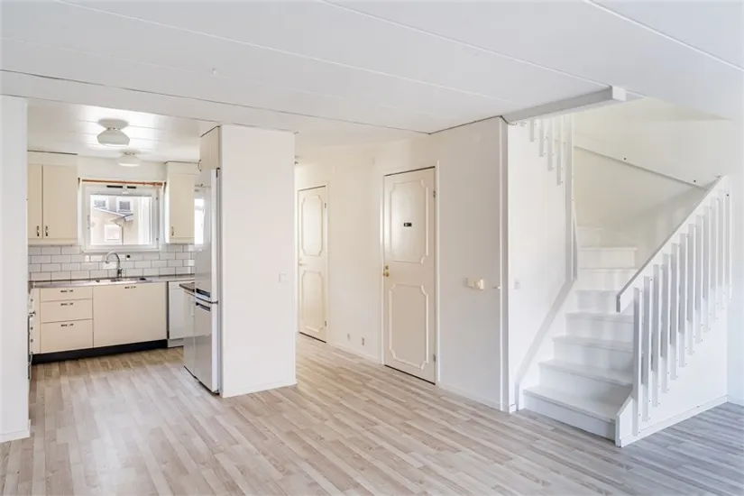 Radhus, Albert Engströms gata 70, Klockaretorpet, Norrköping