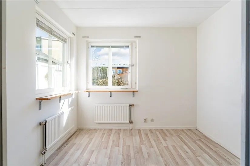 Radhus, Albert Engströms gata 70, Klockaretorpet, Norrköping