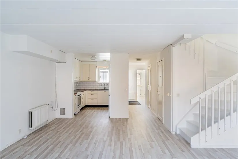 Radhus, Albert Engströms gata 70, Klockaretorpet, Norrköping