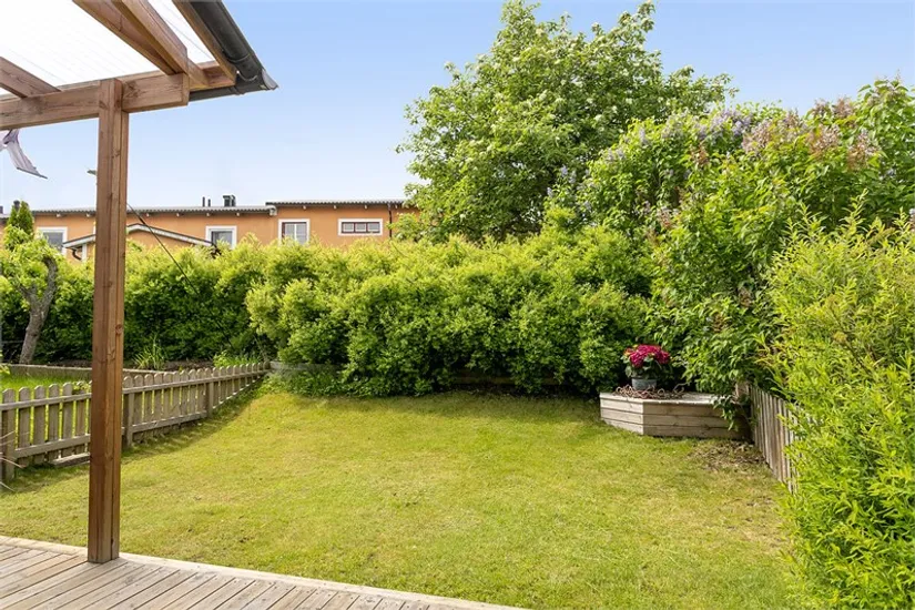Radhus, Albert Engströms gata 70, Klockaretorpet, Norrköping
