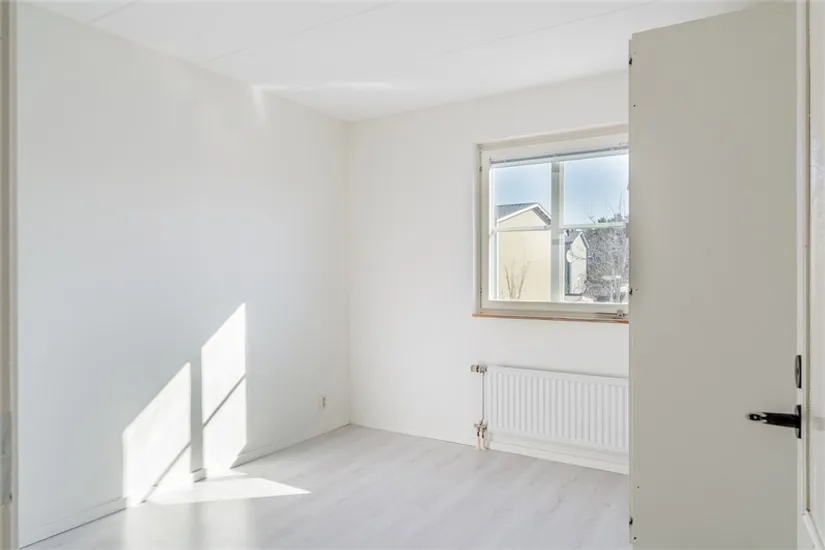 Radhus, Albert Engströms gata 70, Klockaretorpet, Norrköping
