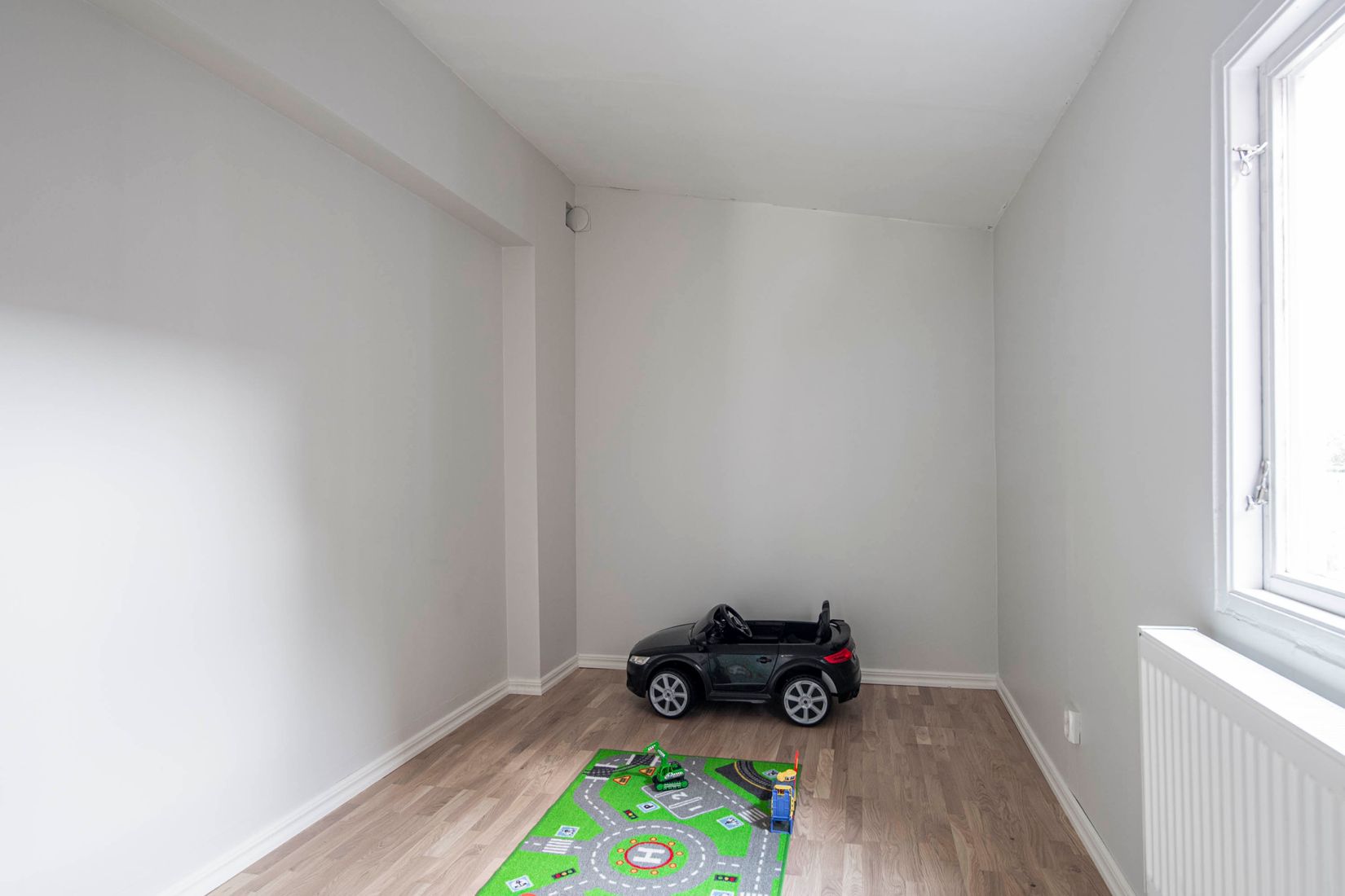 Bostadsrätt, Radhus, Skomakarvägen 2H, Lundby, Eskilstuna