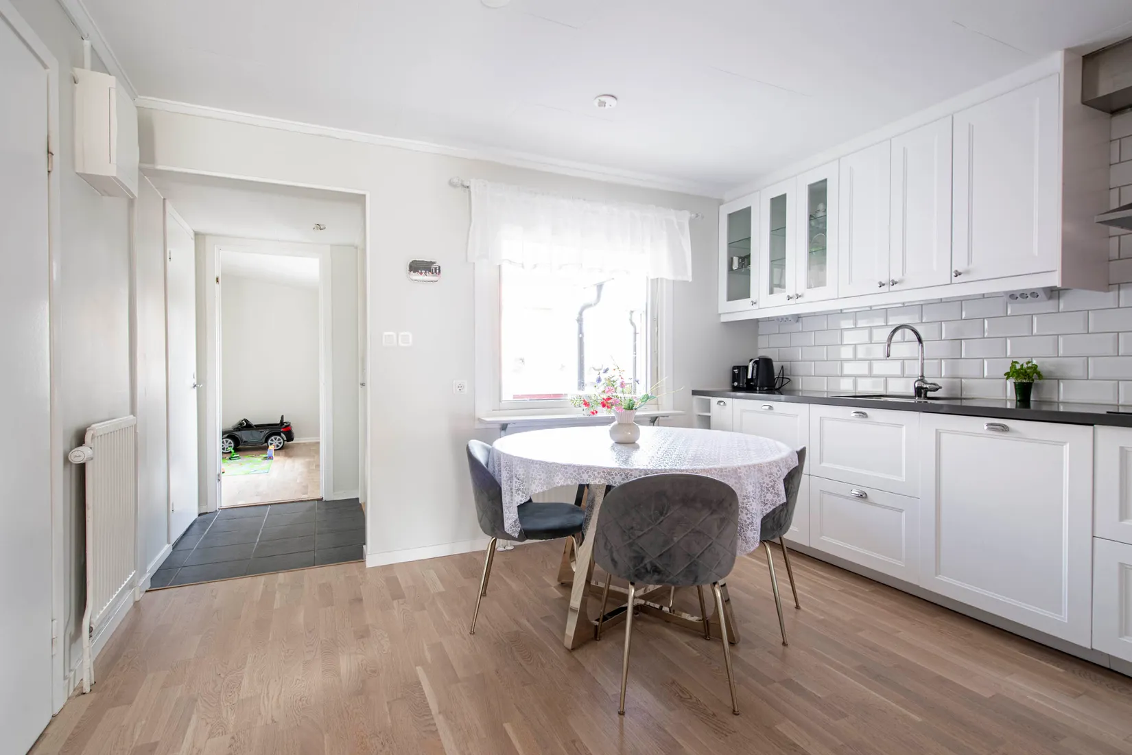 Radhus, Skomakarvägen 2H, Lundby, Eskilstuna