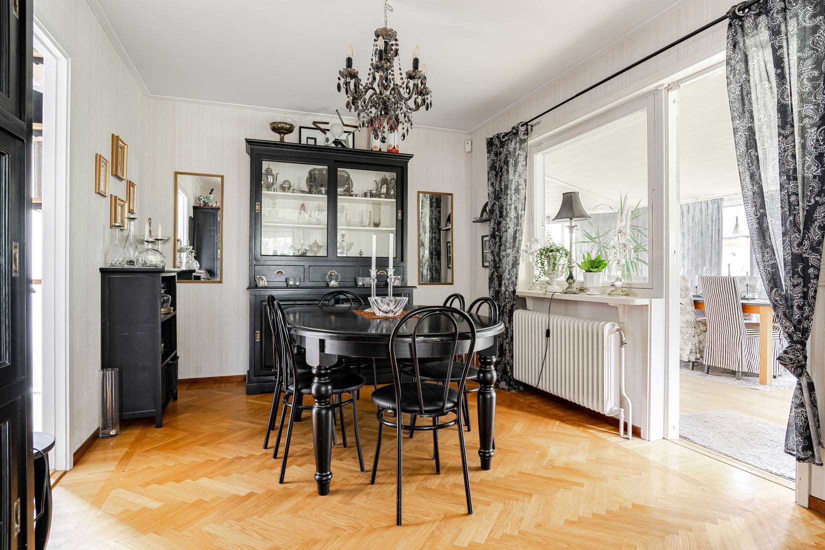 Villa, Sköttningsvägen 1, Centrum, Falköping