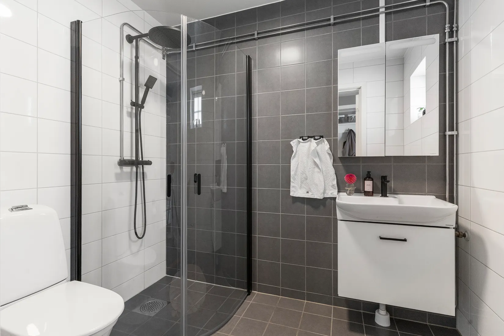 Bostadsrätt, Radhus, Tvärstigen 29, Ekeberg, Lilla Edet