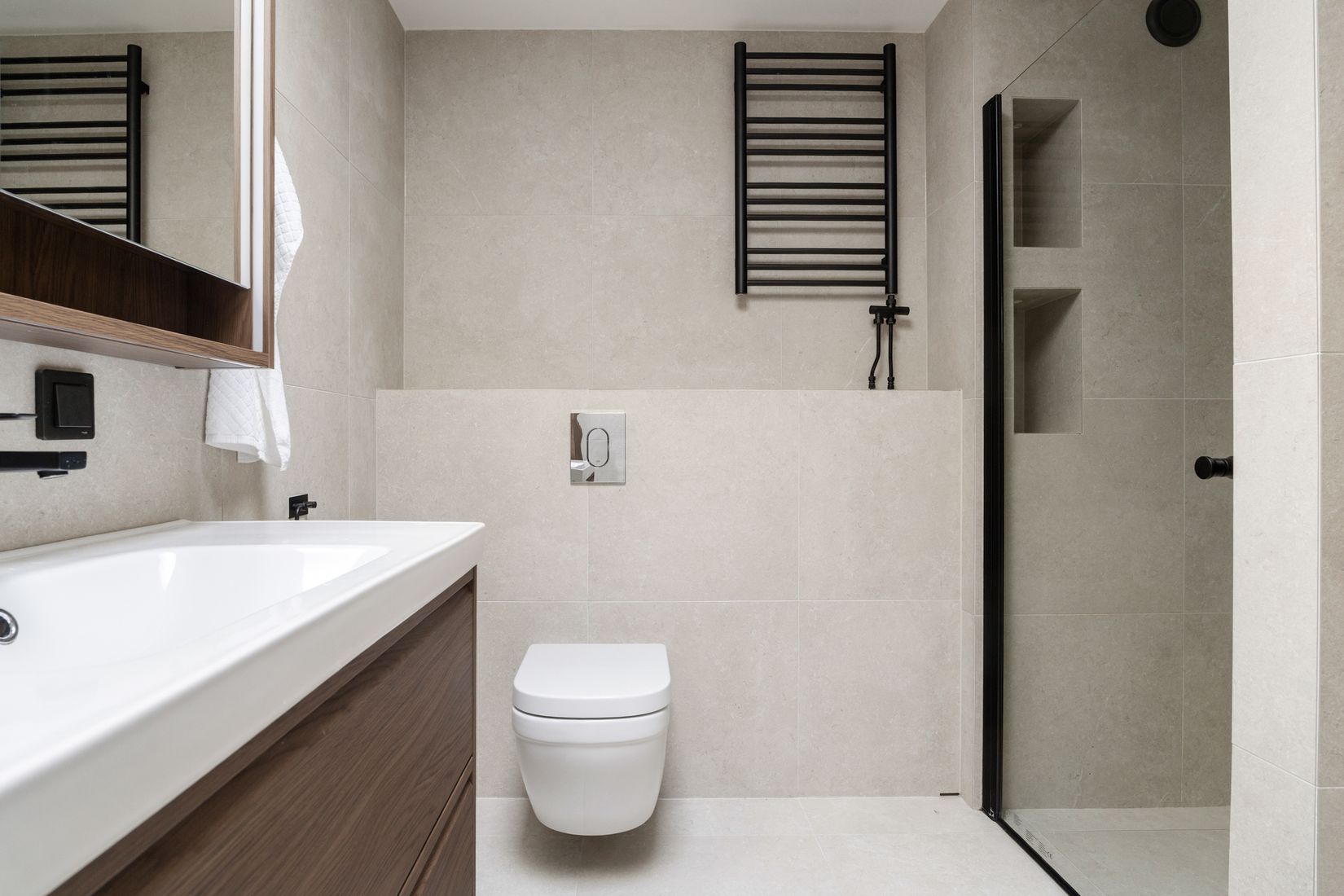 Villa, Radhus, Enskiftesvägen 26, Alby, Botkyrka