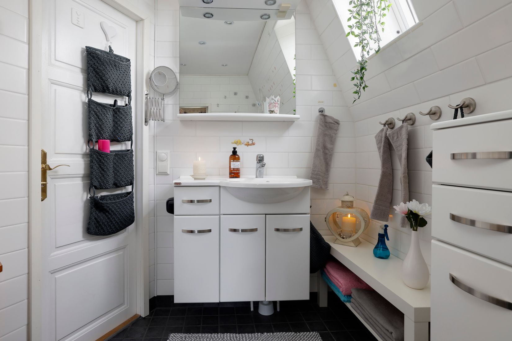 Villa, Västra Bangatan 36, Via, Kumla