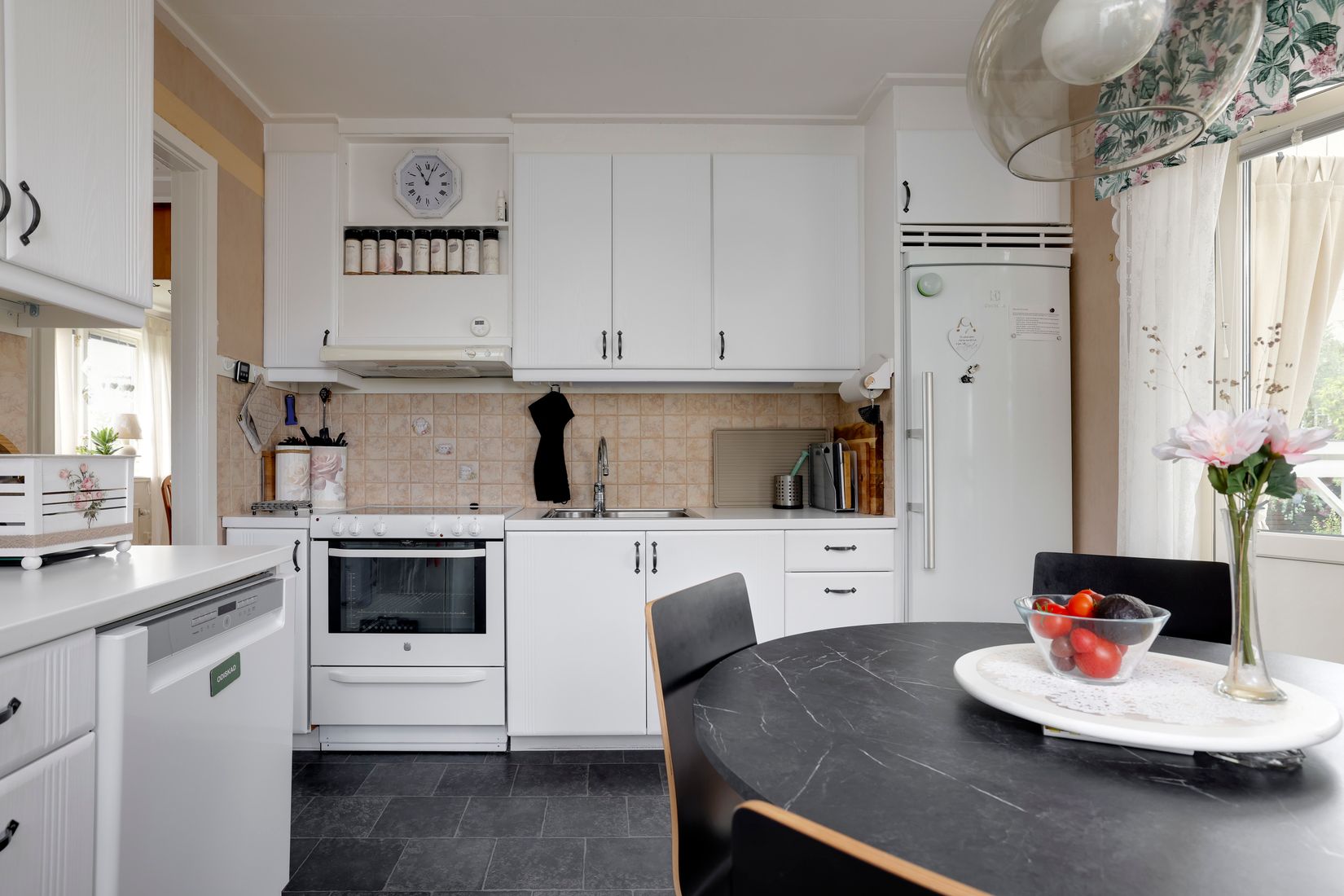 Villa, Västra Bangatan 36, Via, Kumla