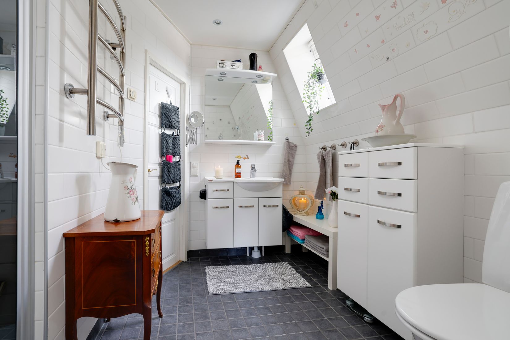 Villa, Västra Bangatan 36, Via, Kumla