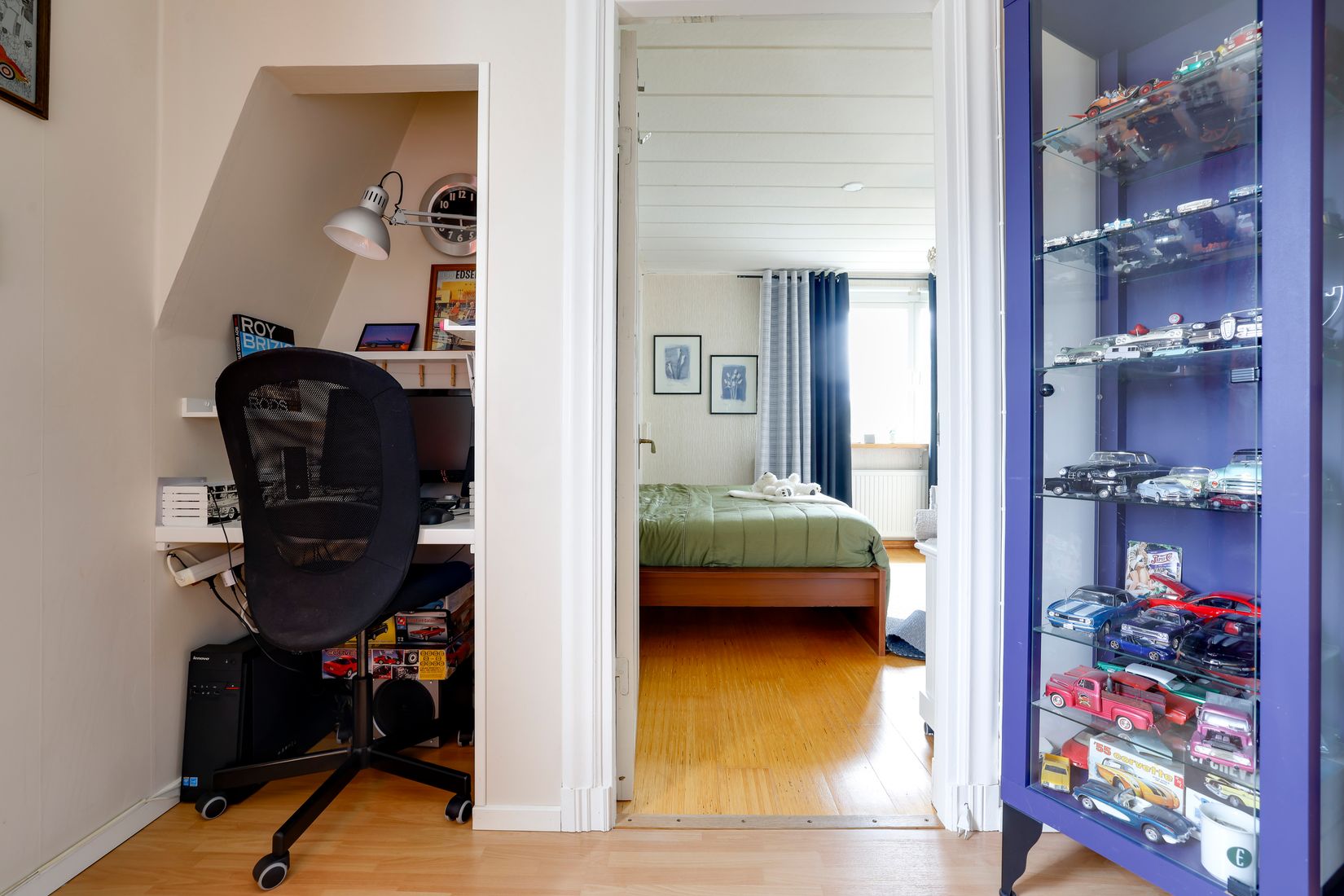 Villa, Västra Bangatan 36, Via, Kumla