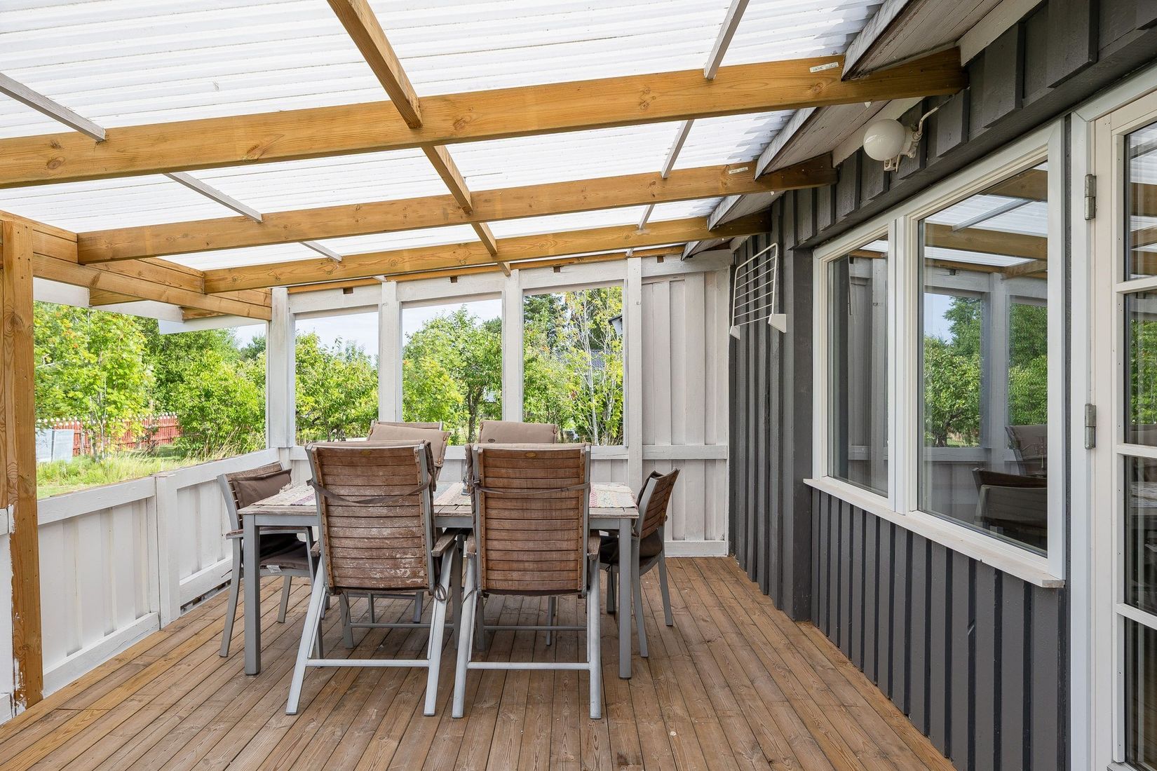 Villa, Norra Kedum Smörblomman 3, Marbogården, Lidköping