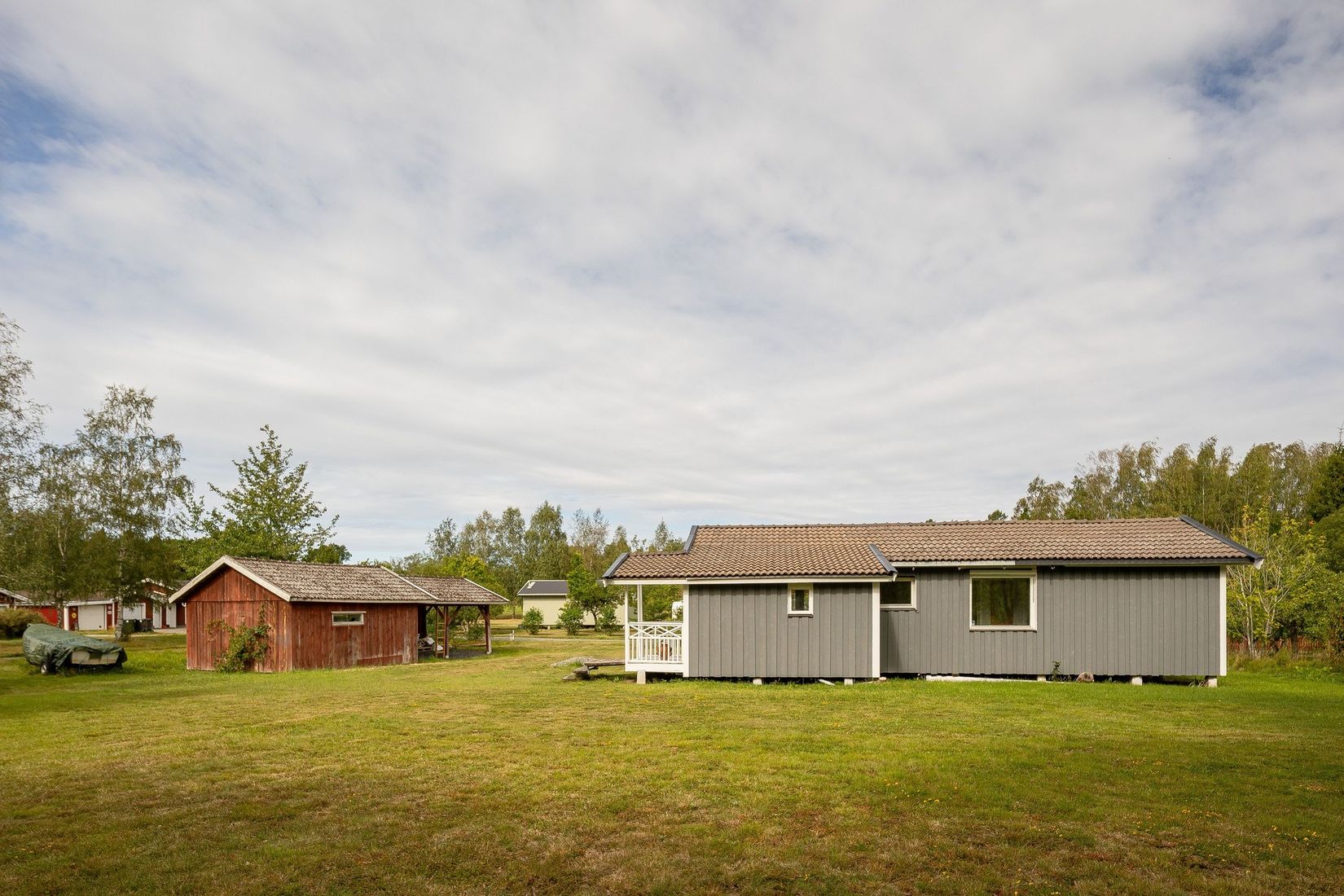 Villa, Norra Kedum Smörblomman 3, Marbogården, Lidköping