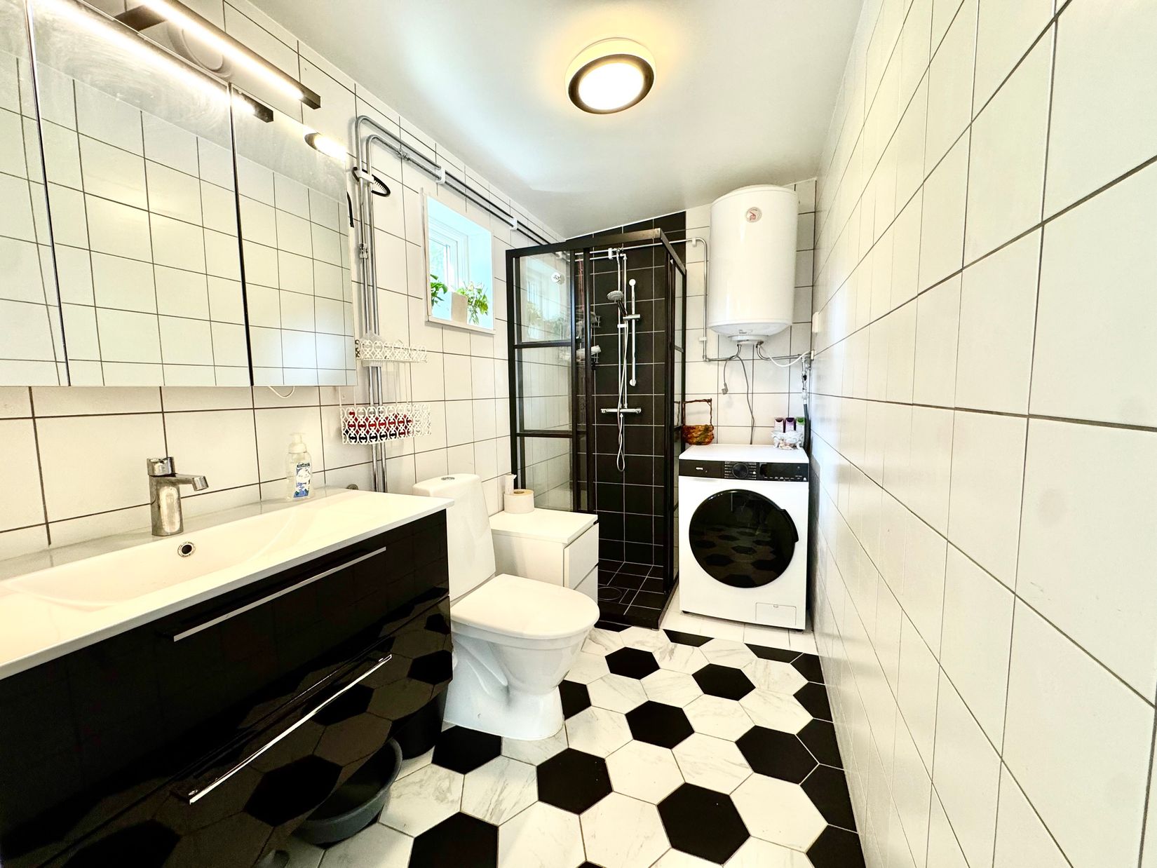 Villa, Andvägen 7, Björkudden/Lunger, Arboga