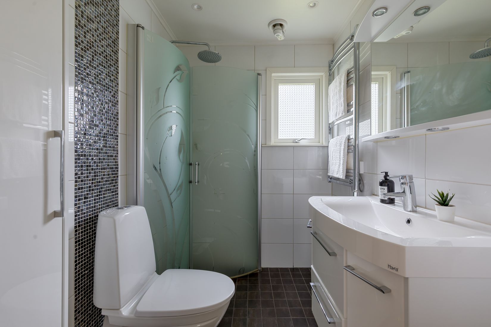 Villa, Idrottsvägen 7, Märsta Centralt, Sigtuna