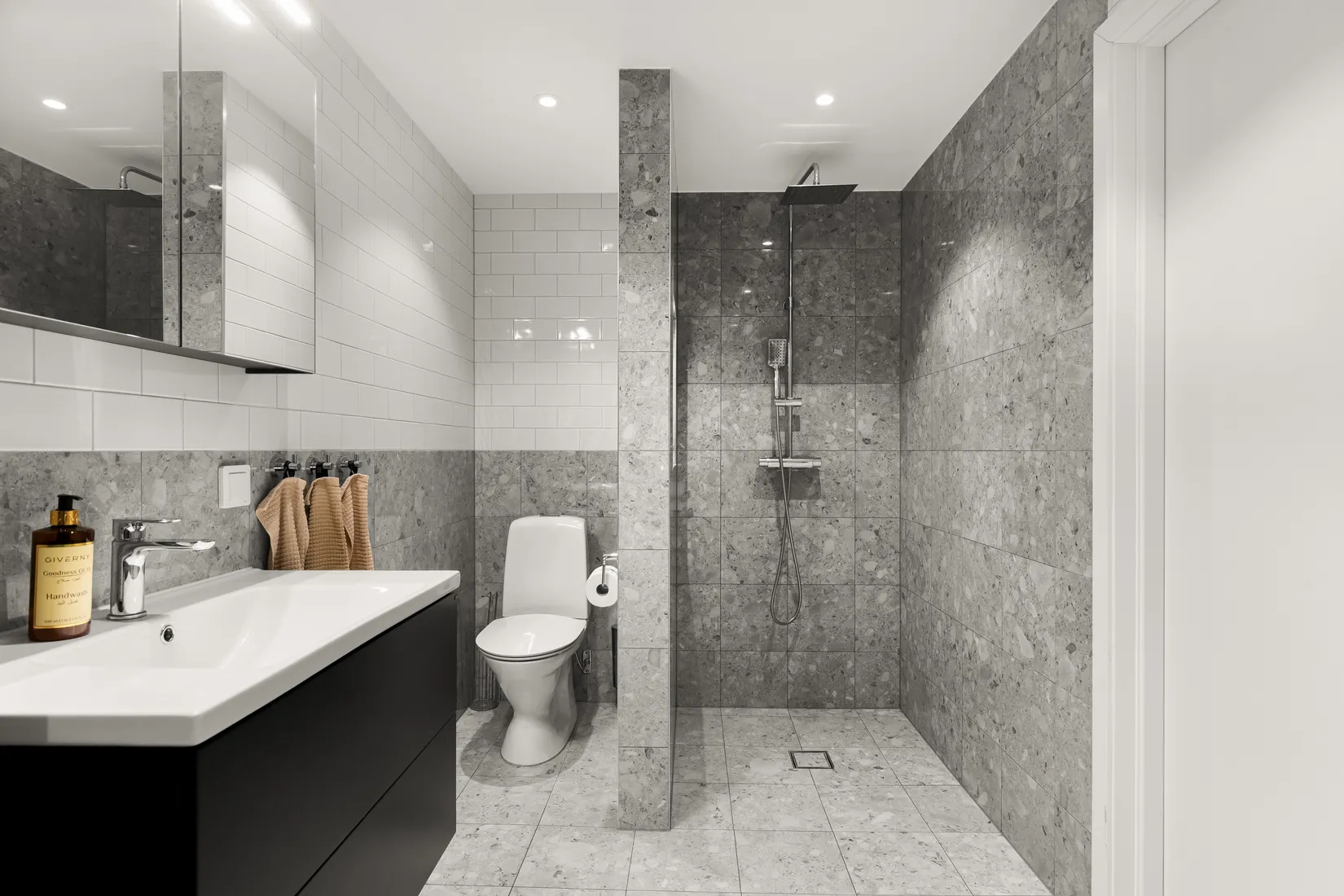 Villa, Timjansgatan 169, Årsta, Uppsala