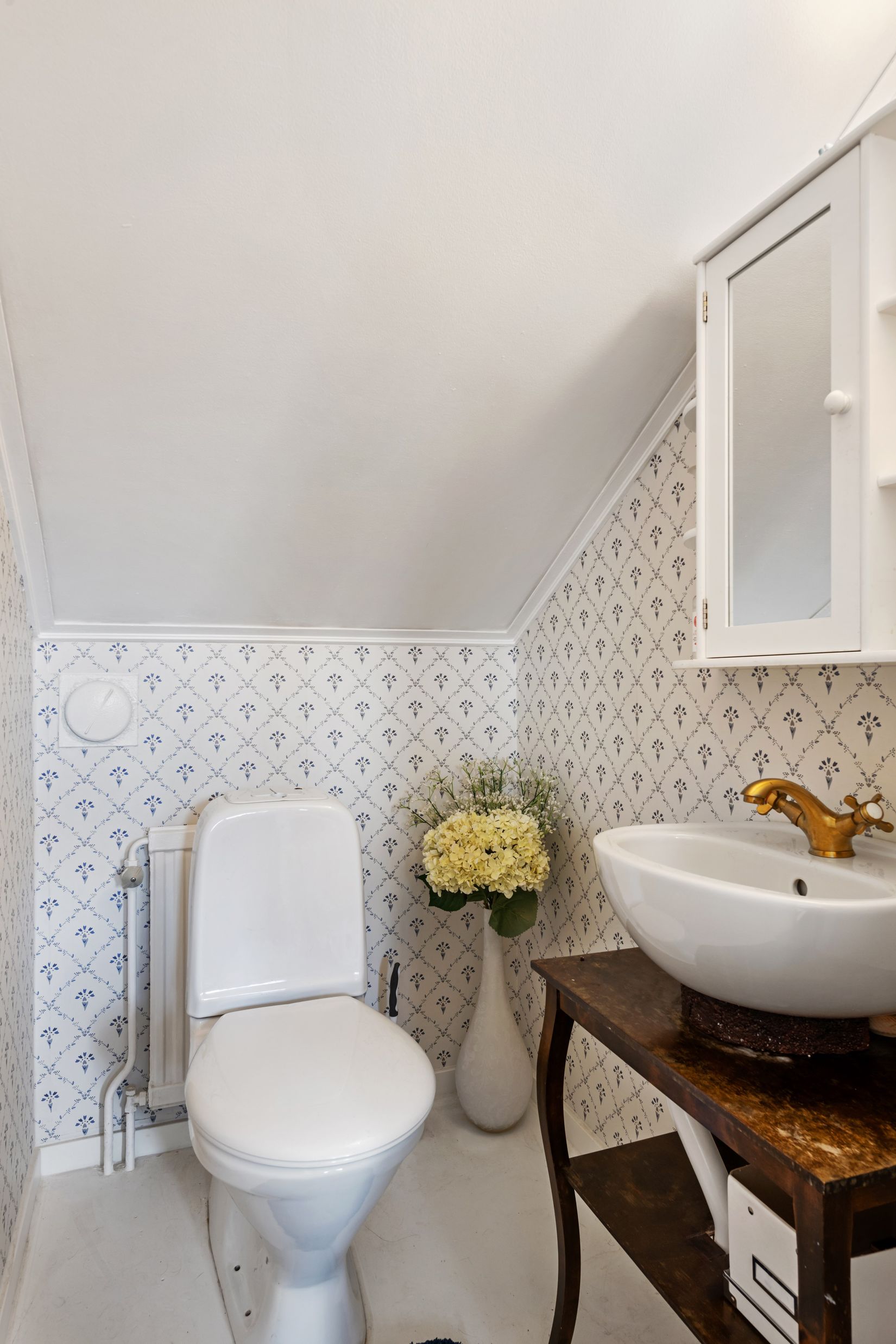 Gård/Skog, Ösbyvägen 8 & 10, Roslags-Bro, Norrtälje