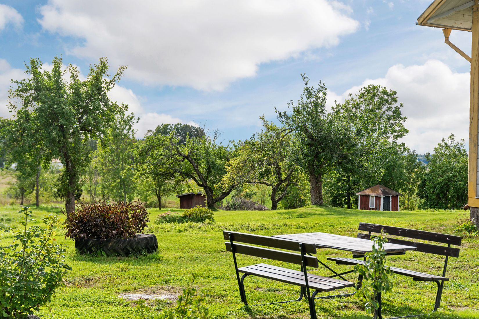 Gård/Skog, Ösbyvägen 8 & 10, Roslags-Bro, Norrtälje