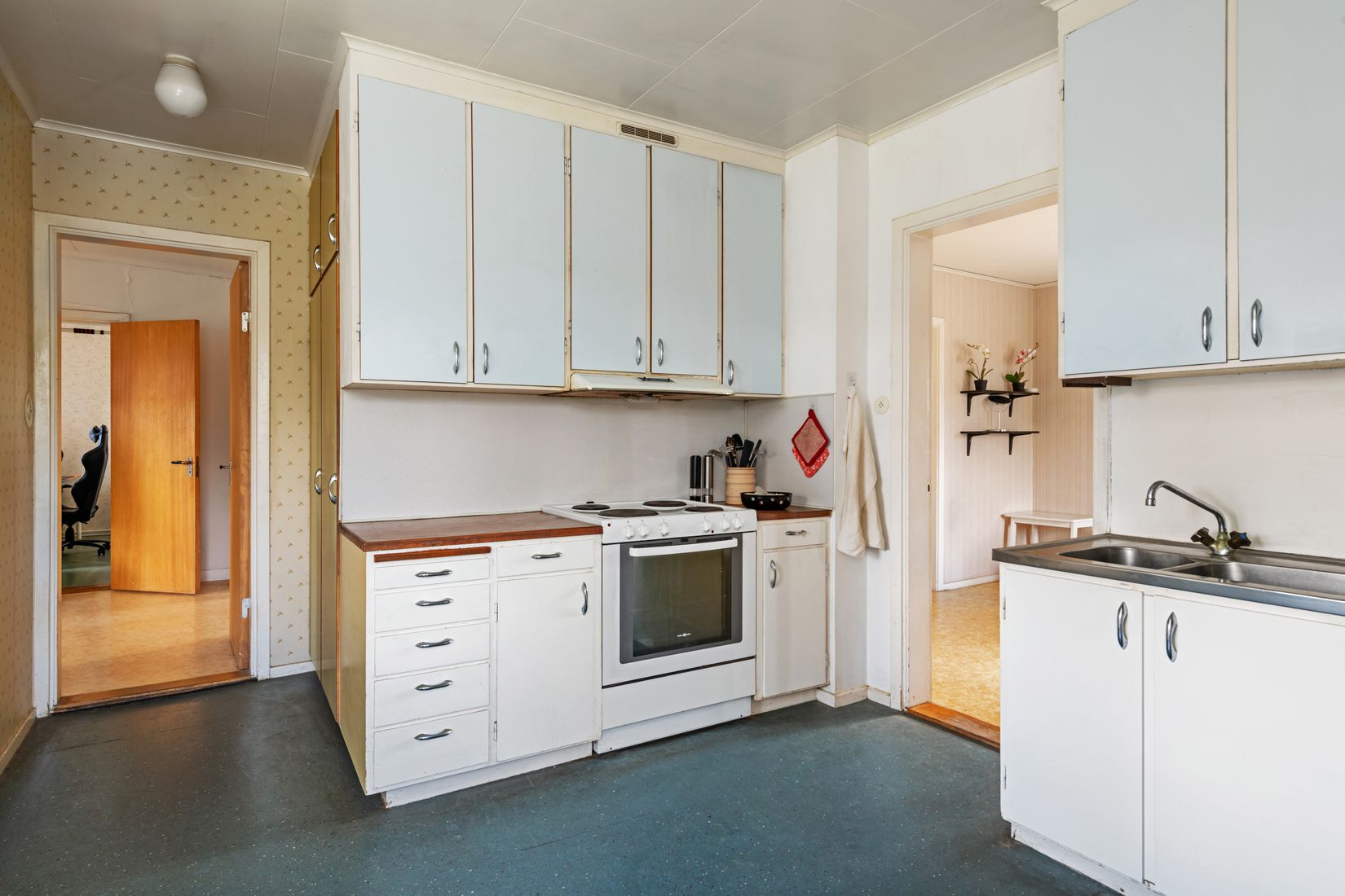 Gård/Skog, Ösbyvägen 8 & 10, Roslags-Bro, Norrtälje