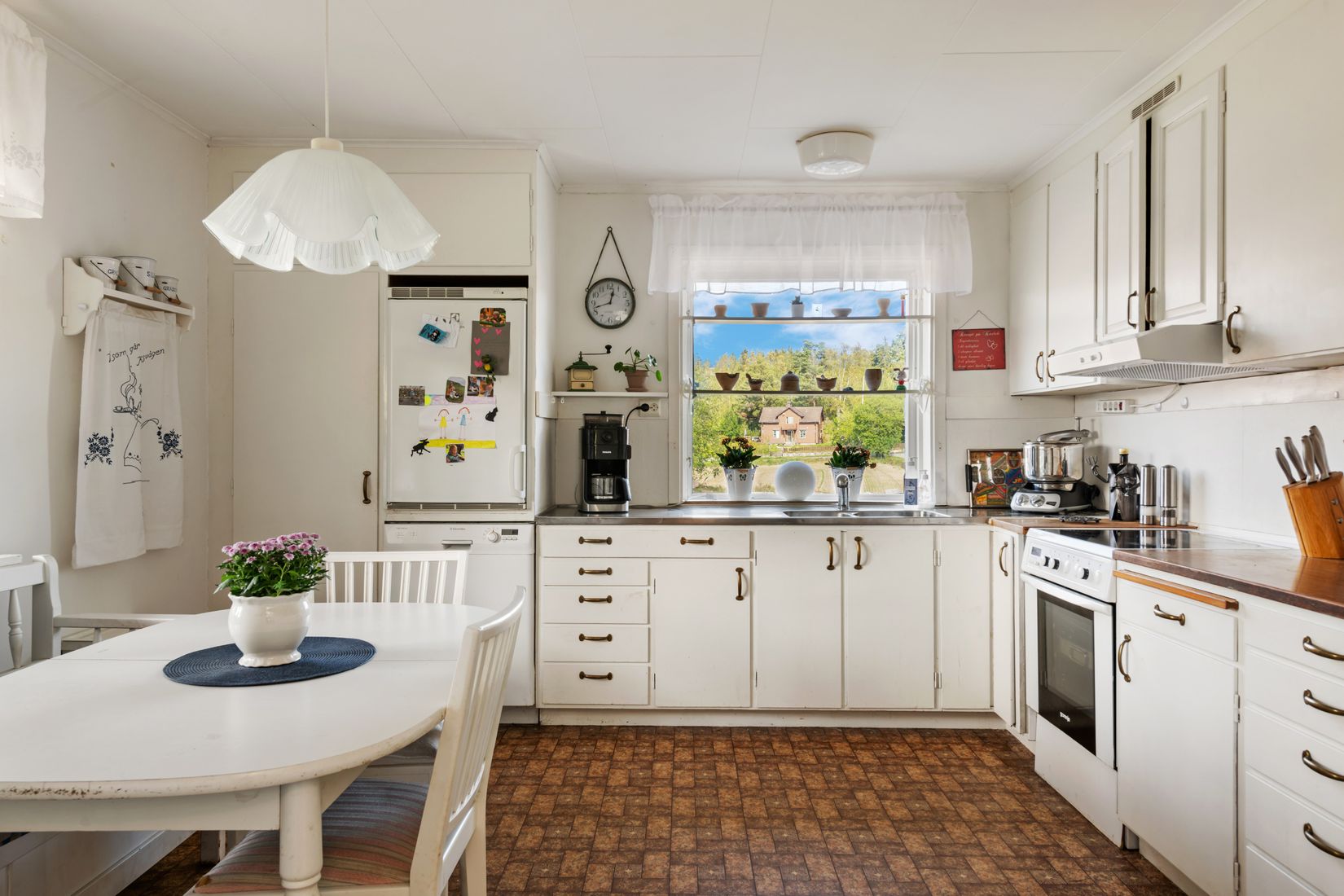 Gård/Skog, Ösbyvägen 8 & 10, Roslags-Bro, Norrtälje