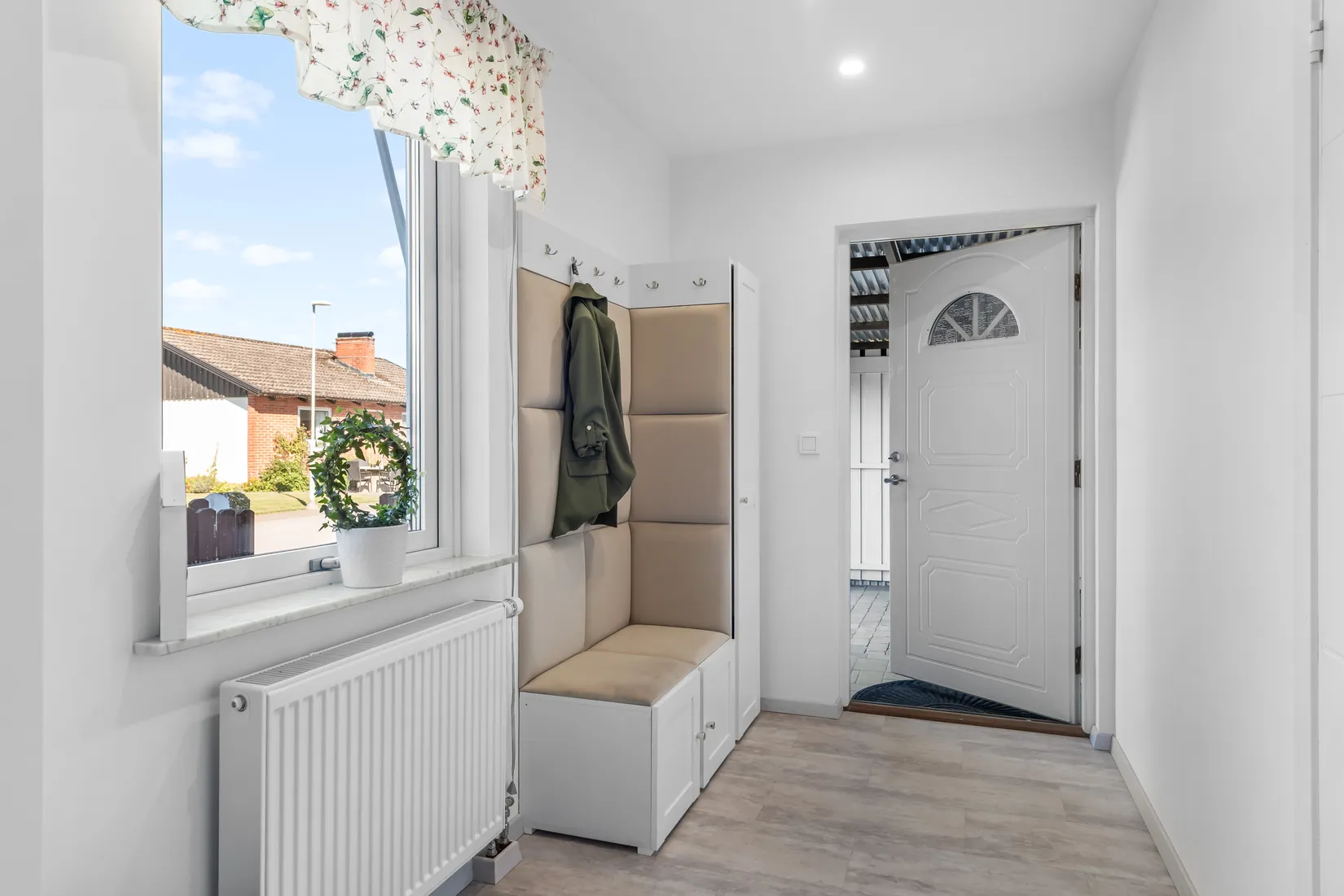 Villa, Klockaregatan 6, Väsby, Höganäs