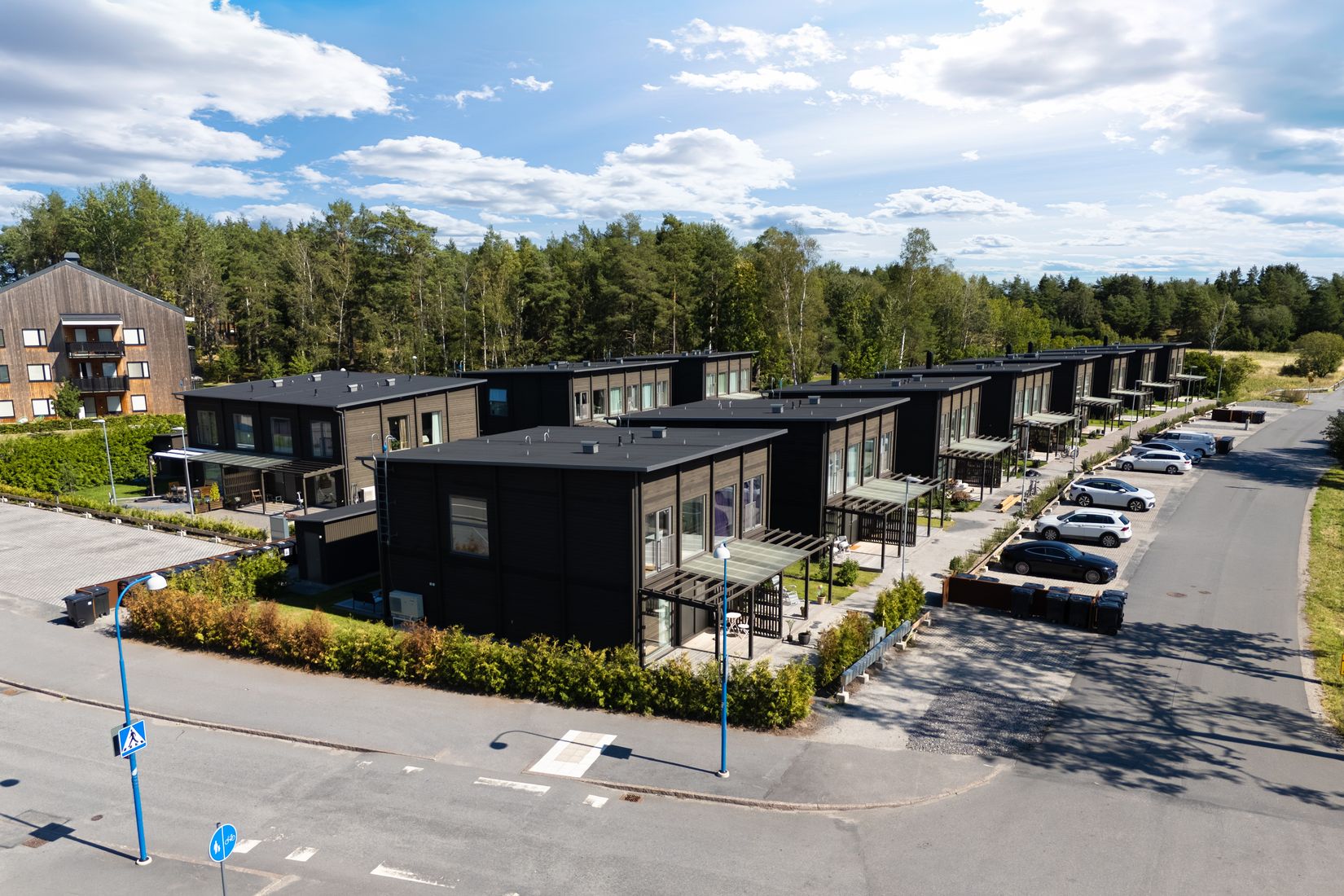Radhus, Assurs väg 30, Bro Mälarstad, Upplands-Bro