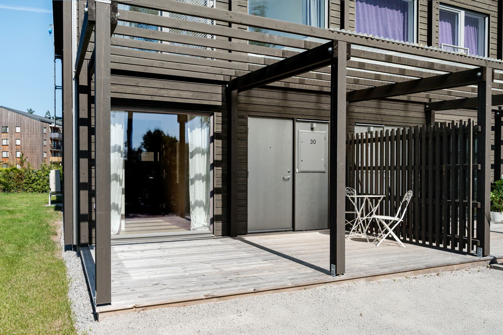 Radhus, Assurs väg 30, Bro Mälarstad, Upplands-Bro