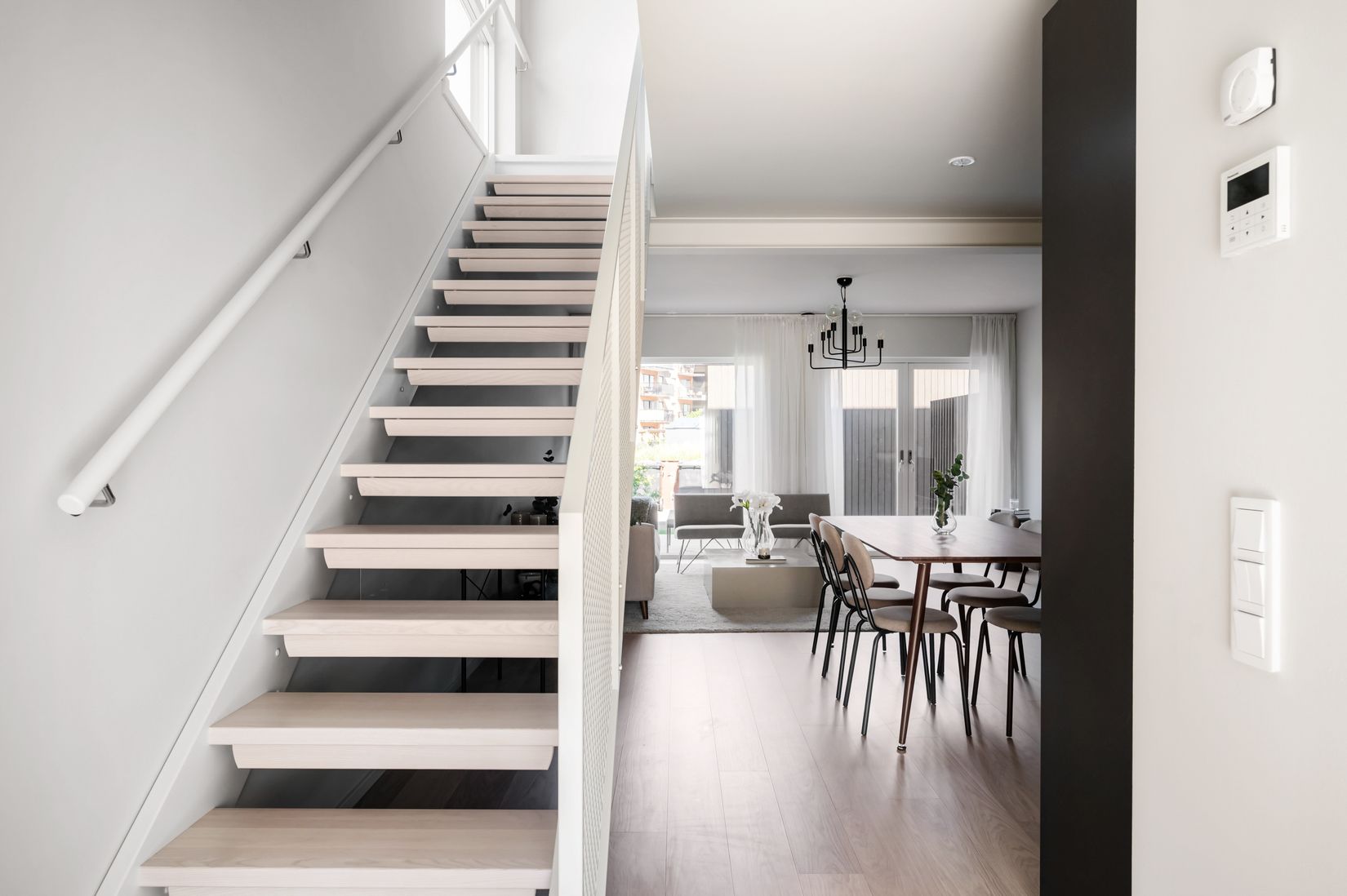 Radhus, Assurs väg 30, Bro Mälarstad, Upplands-Bro