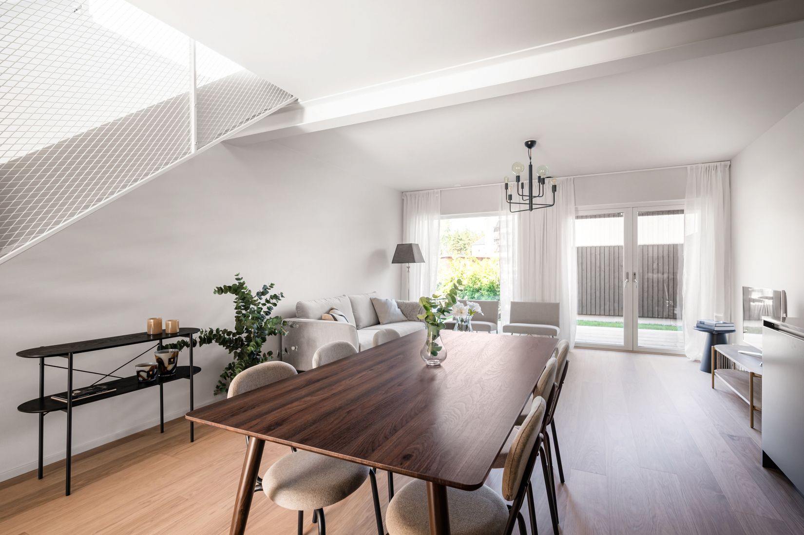 Radhus, Assurs väg 30, Bro Mälarstad, Upplands-Bro