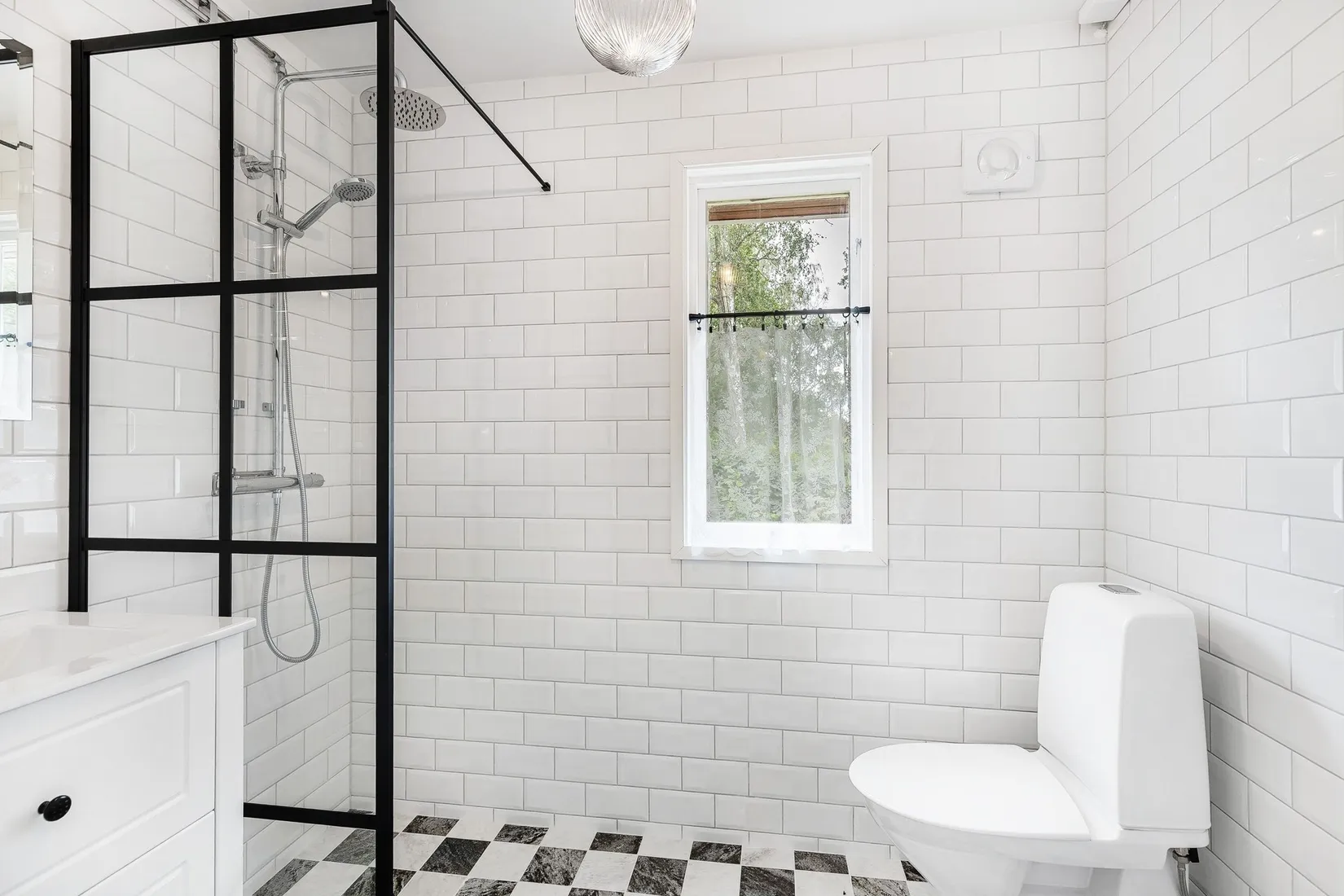 Fritidshus, Liljekonvaljstigen 64, Ringsö, Strängnäs
