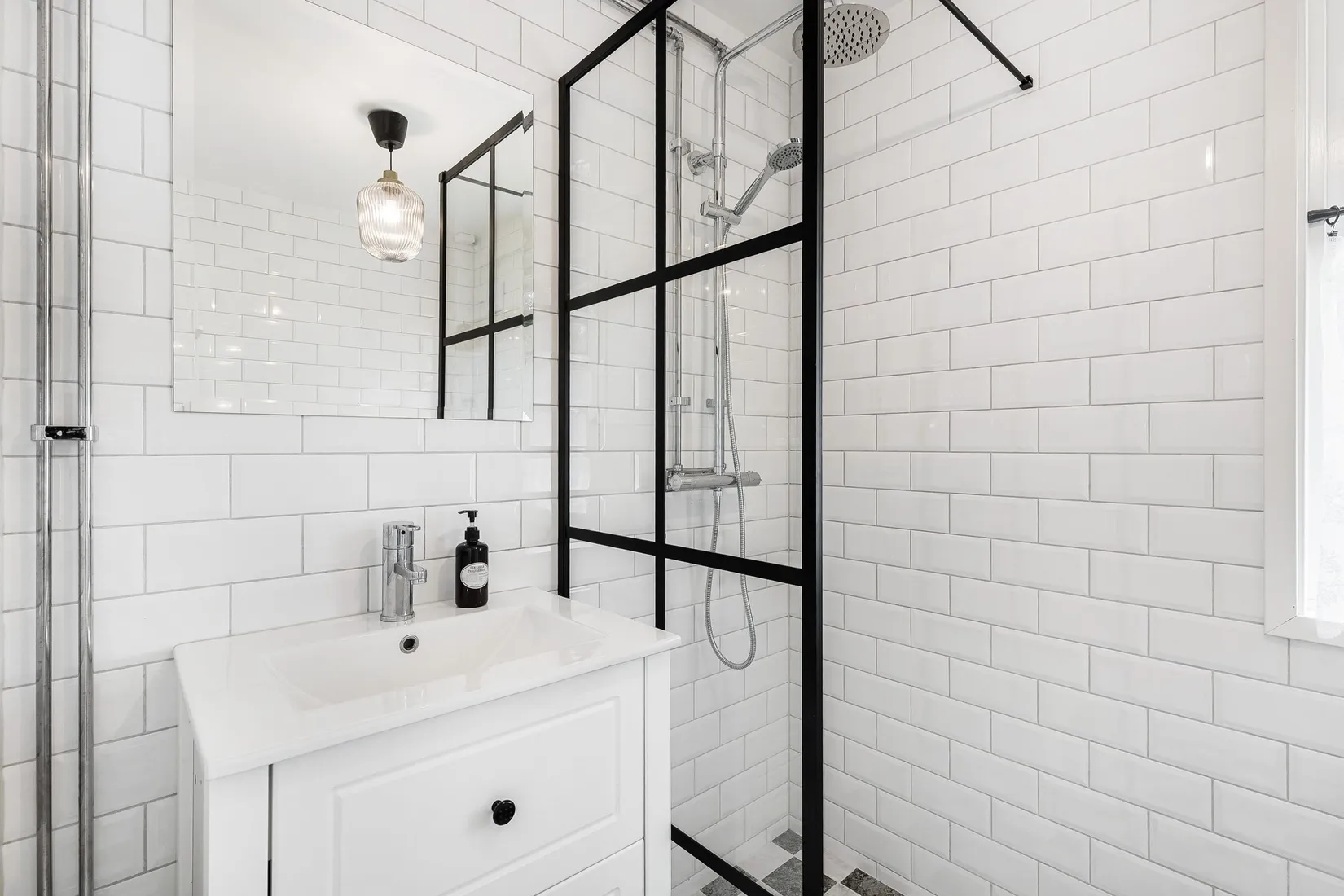 Fritidshus, Liljekonvaljstigen 64, Ringsö, Strängnäs