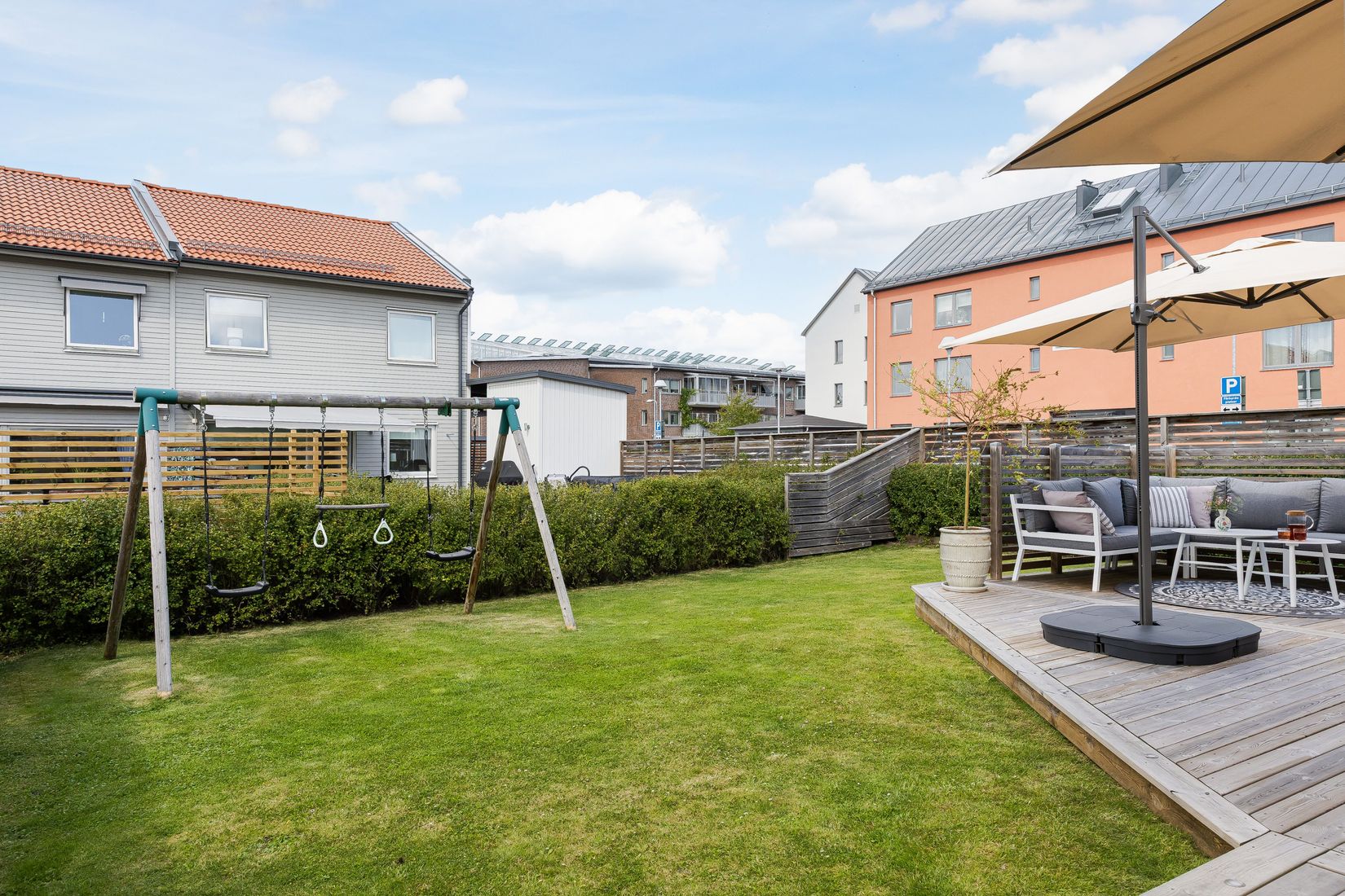 Radhus, Fredrikslundsgatan 20, Harvestad, Linköping