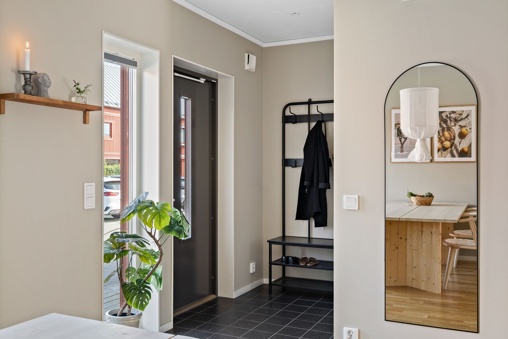 Bostadsrätt, Radhus, Klockarebovägen 36, Bålsta Frösundavik, Håbo