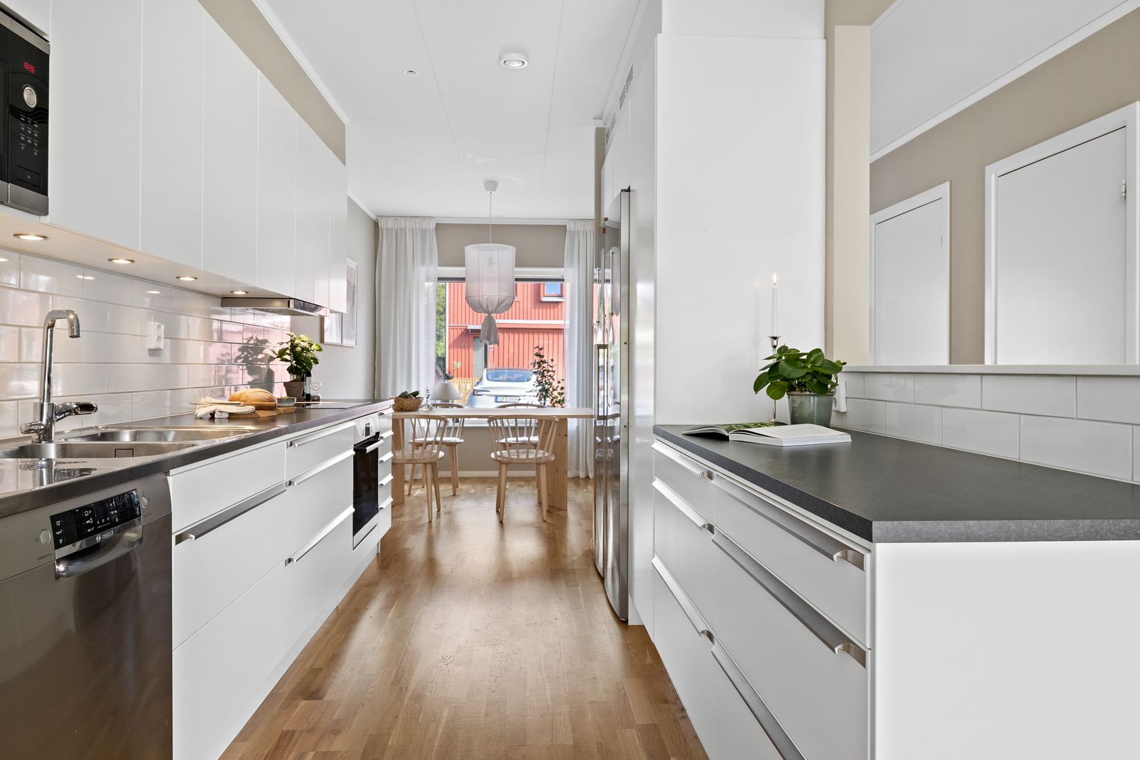 Bostadsrätt, Radhus, Klockarebovägen 36, Bålsta Frösundavik, Håbo