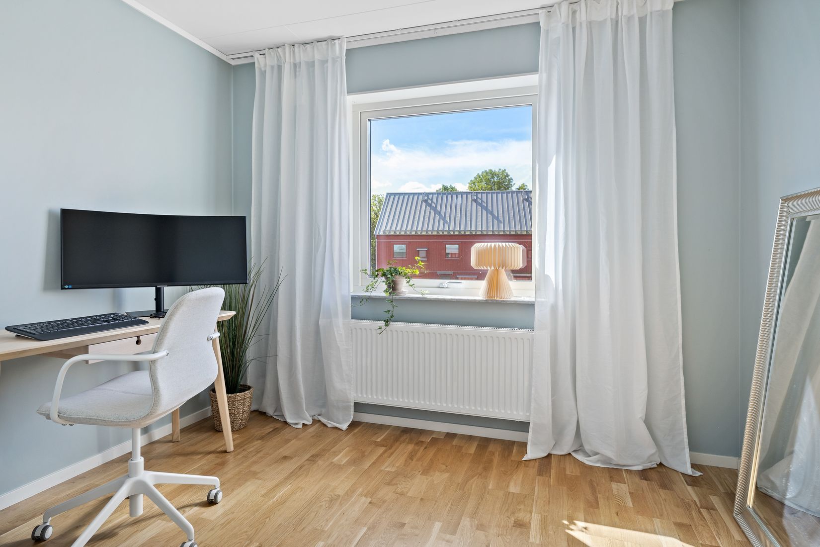 Bostadsrätt, Radhus, Klockarebovägen 36, Bålsta Frösundavik, Håbo