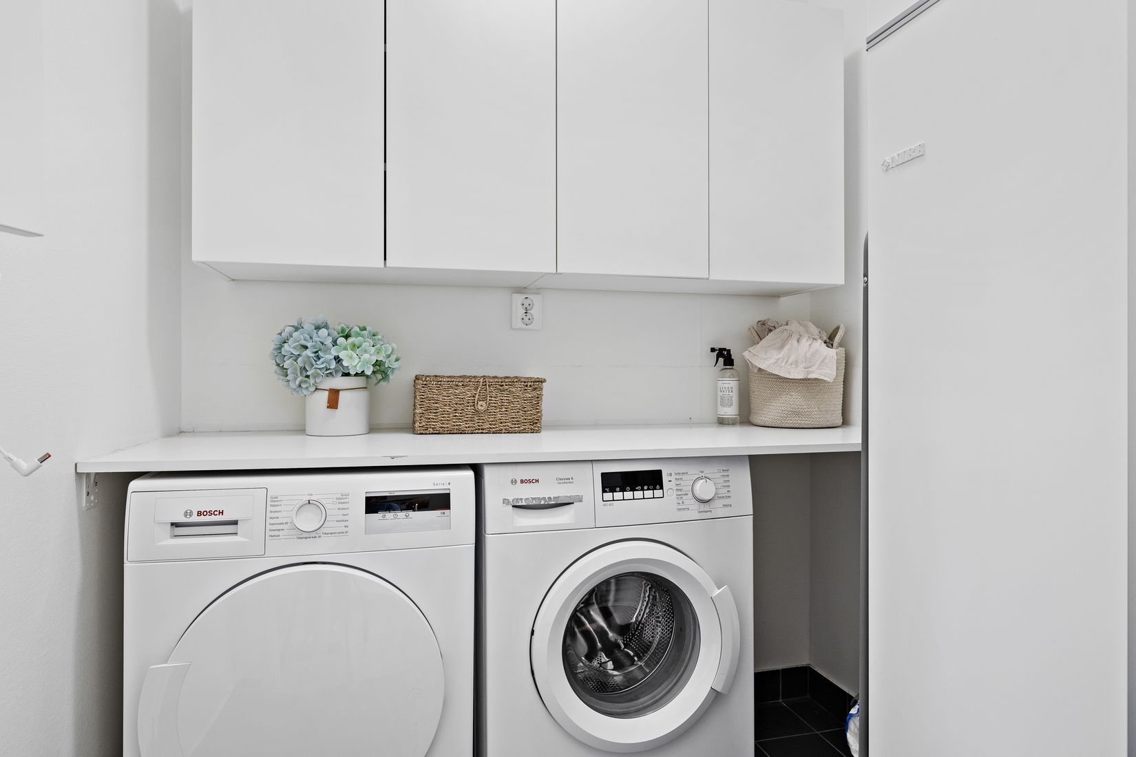 Bostadsrätt, Radhus, Klockarebovägen 36, Bålsta Frösundavik, Håbo