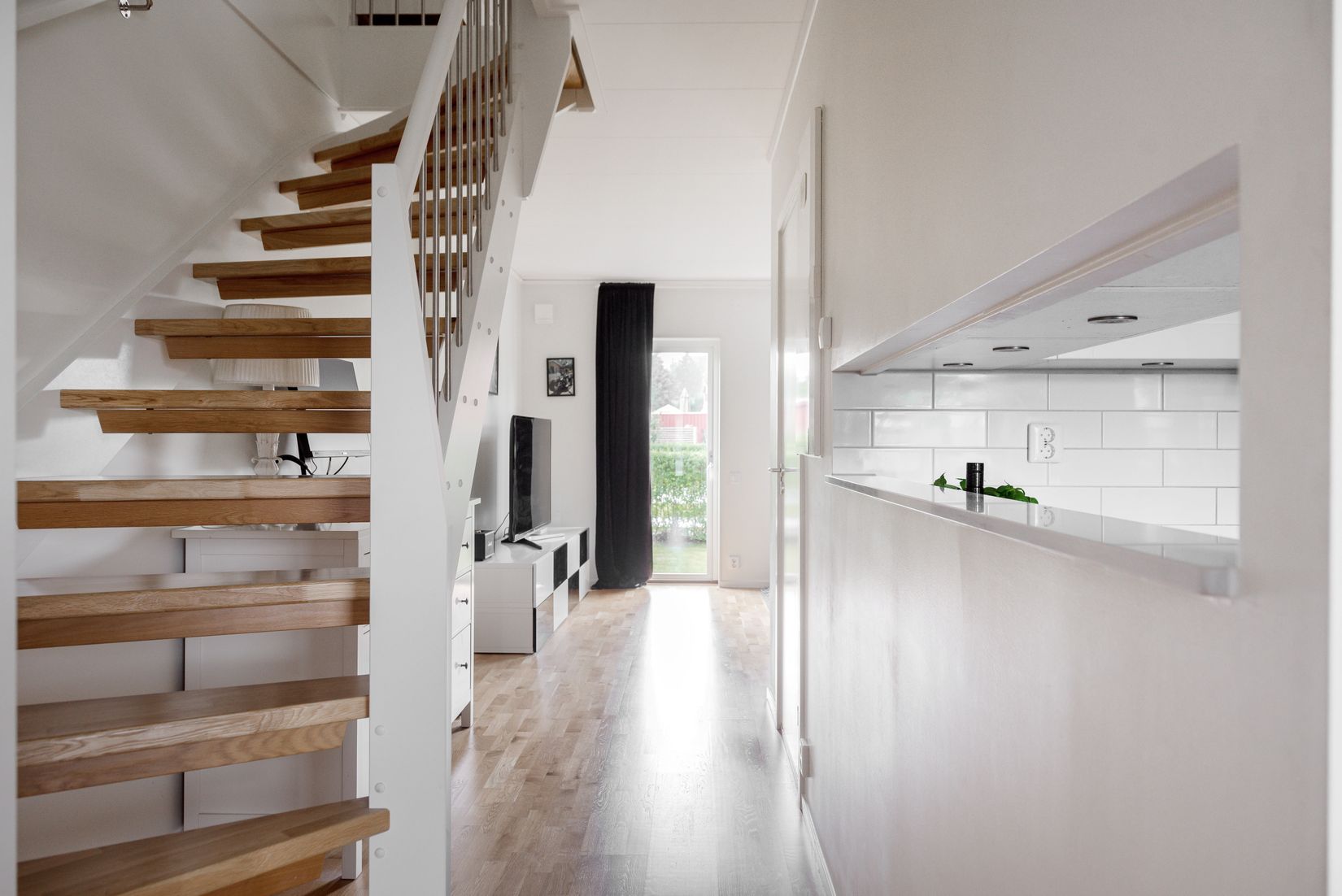 Bostadsrätt, Radhus, Granbacksvägen 25, Bålsta Frösundavik, Håbo