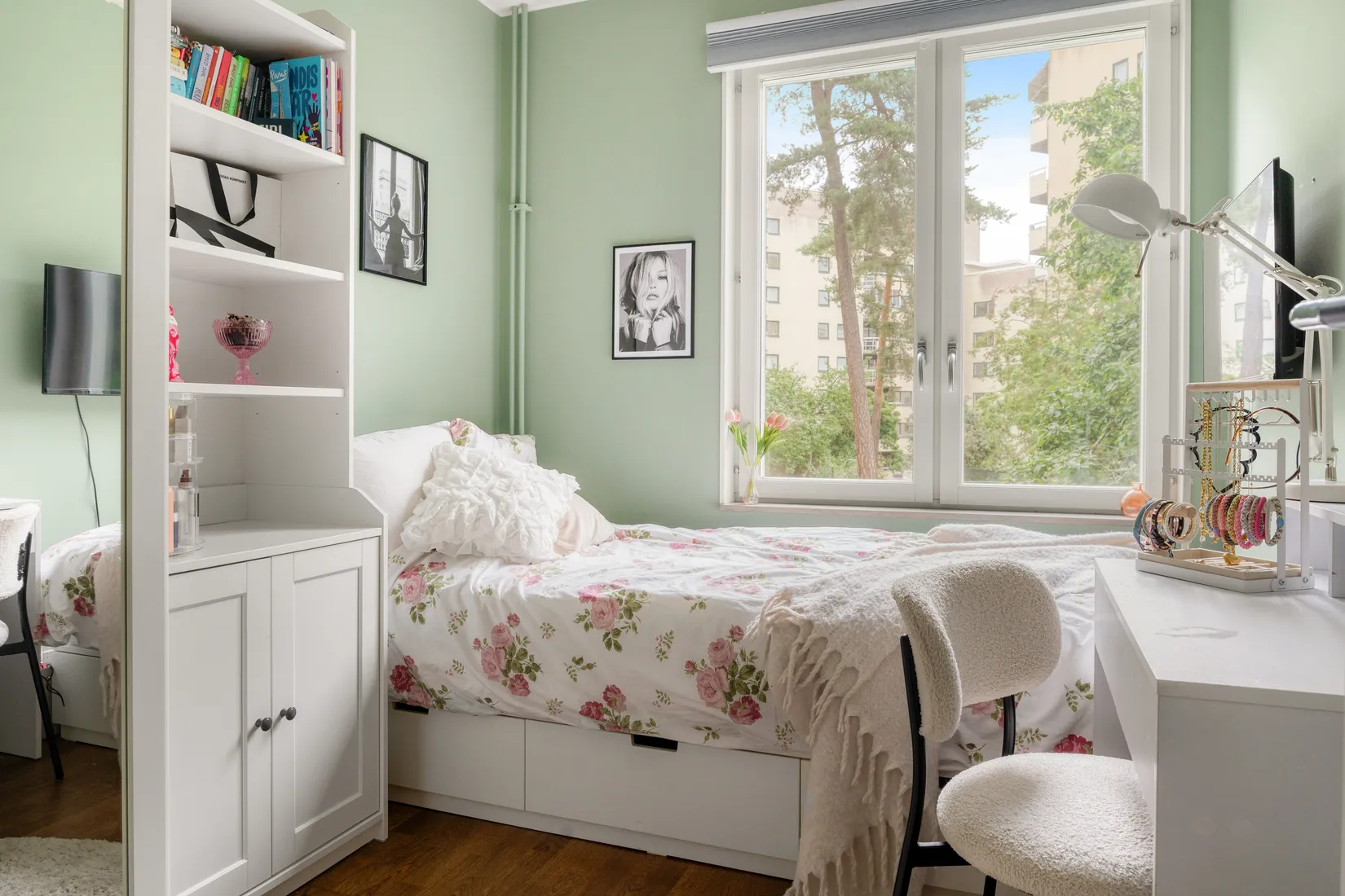 Bostadsrätt, Sandhamnsgatan 32, 4 tr, Gärdet, Stockholm