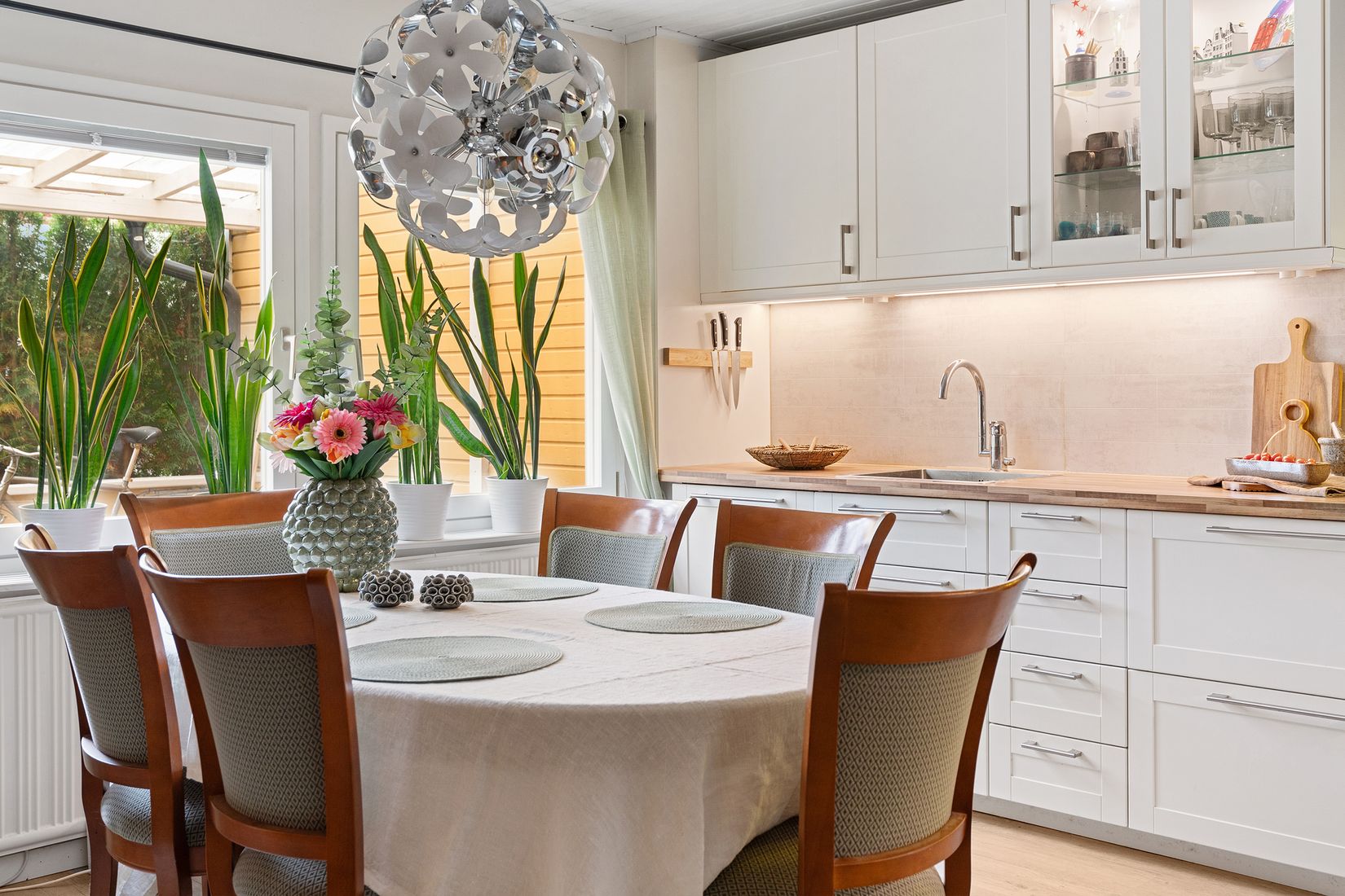 Radhus, Rymdgatan 54, Märsta - Steninge, Sigtuna