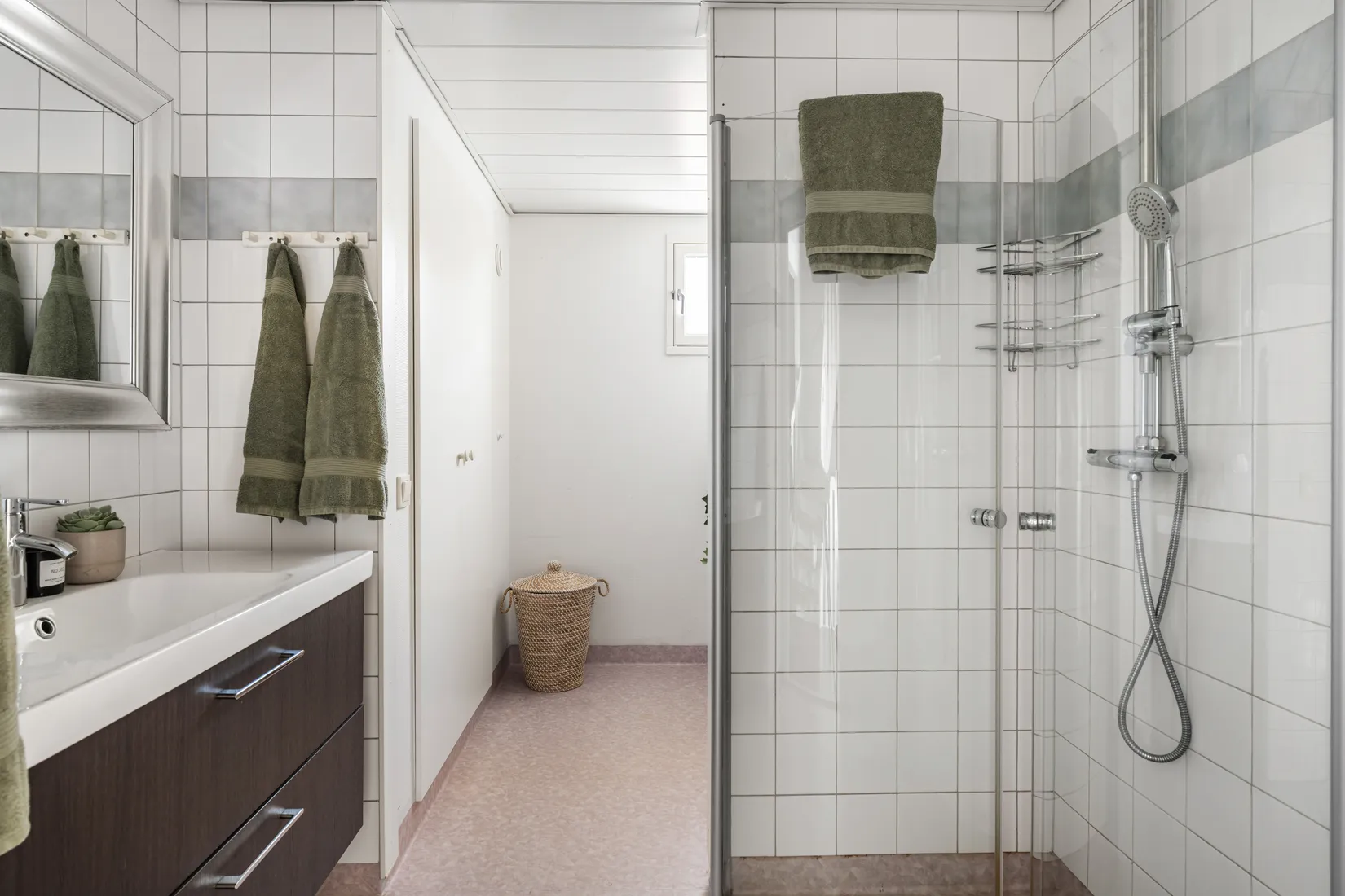 Bostadsrätt, Radhus, Hedenhösvägen 27, Solgård, Huddinge