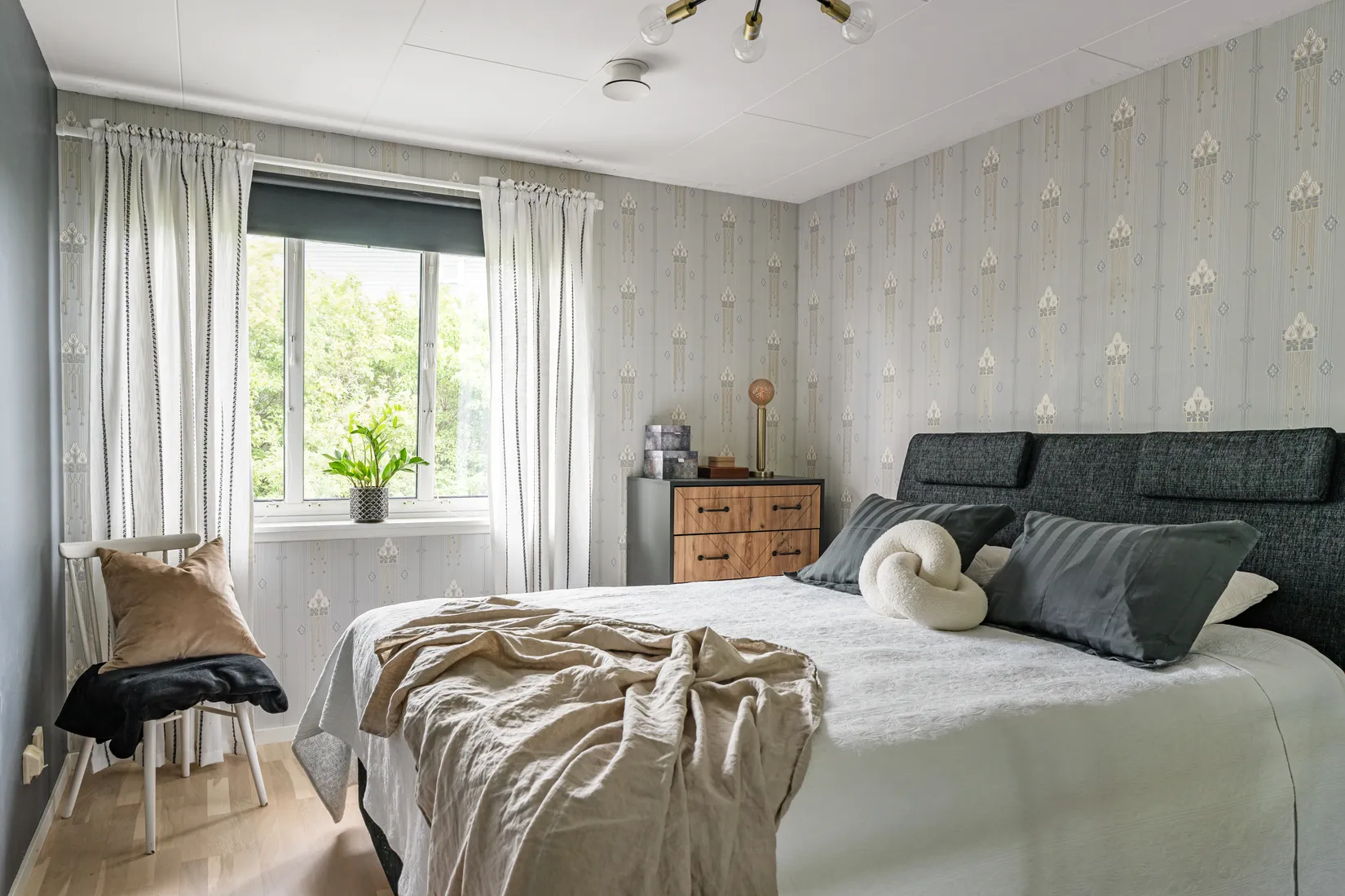 Bostadsrätt, Radhus, Hedenhösvägen 27, Solgård, Huddinge