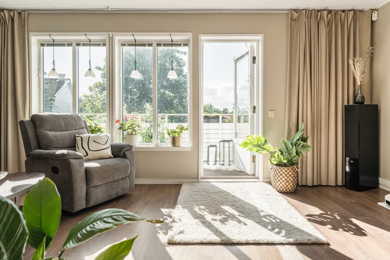 Bostadsrätt, Radhus, Hedenhösvägen 27, Solgård, Huddinge