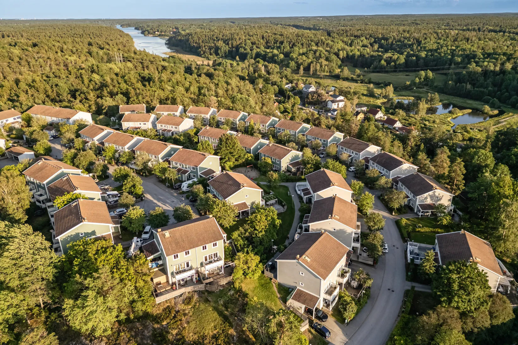 Bostadsrätt, Radhus, Hedenhösvägen 27, Solgård, Huddinge