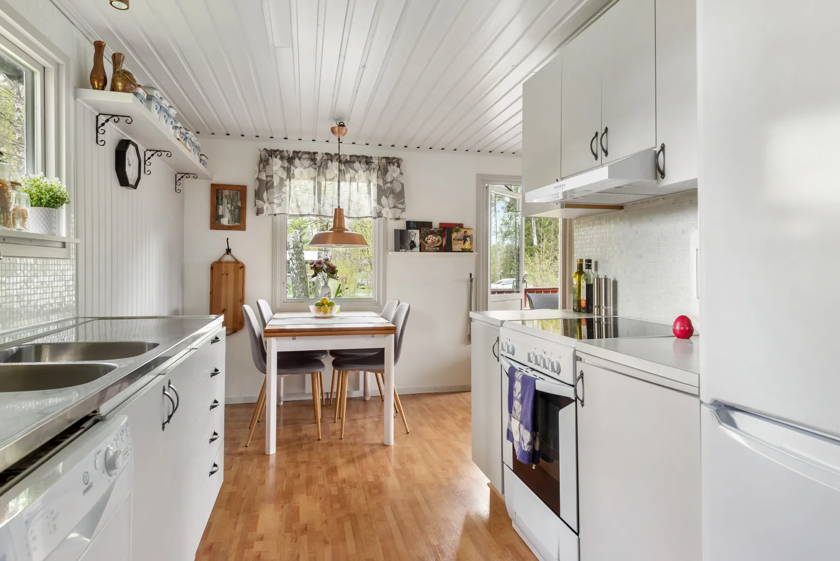 Fritidshus, Vårlöksvägen 8, Estuna - Vämlinge, Norrtälje