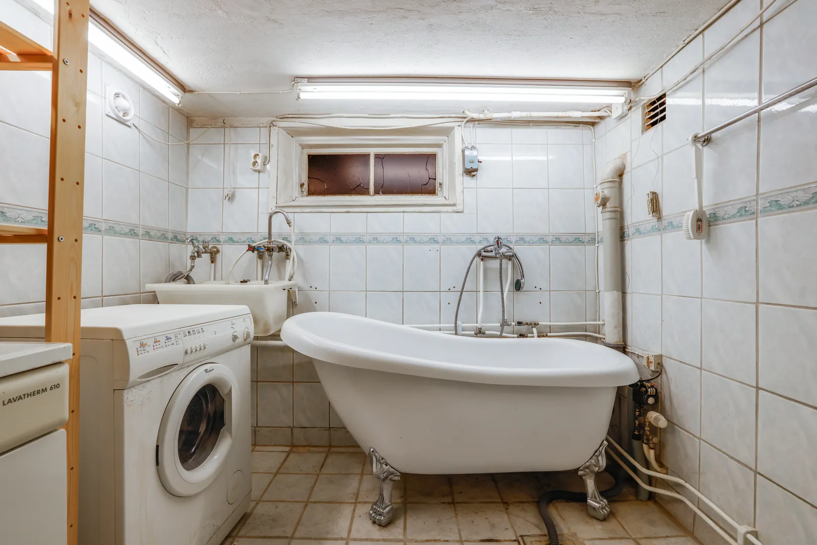 Villa, Framnäsudden 24, Framnäs, Örebro