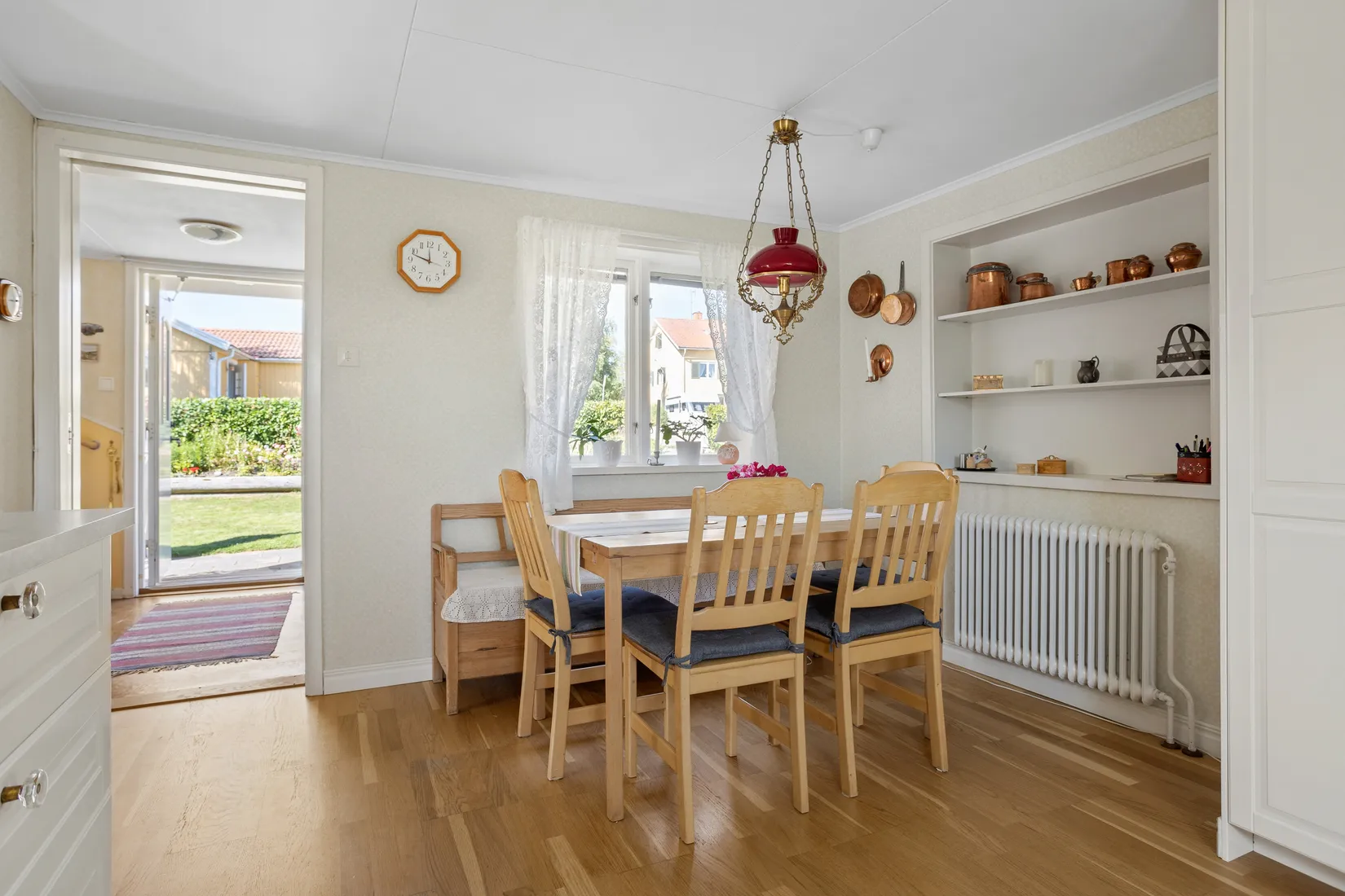 Villa, Hovgården Klockargården 7, Adelsö, Ekerö