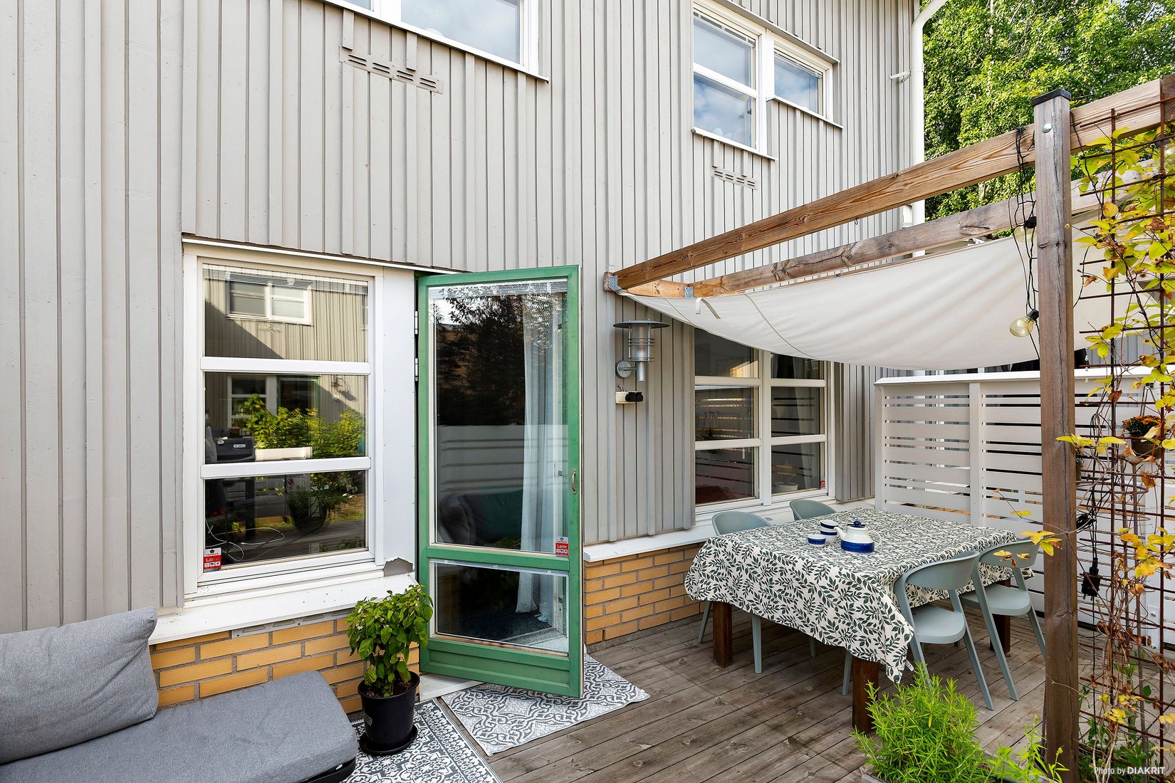 Radhus, Lantgårdsvägen 95, Viby, Sollentuna