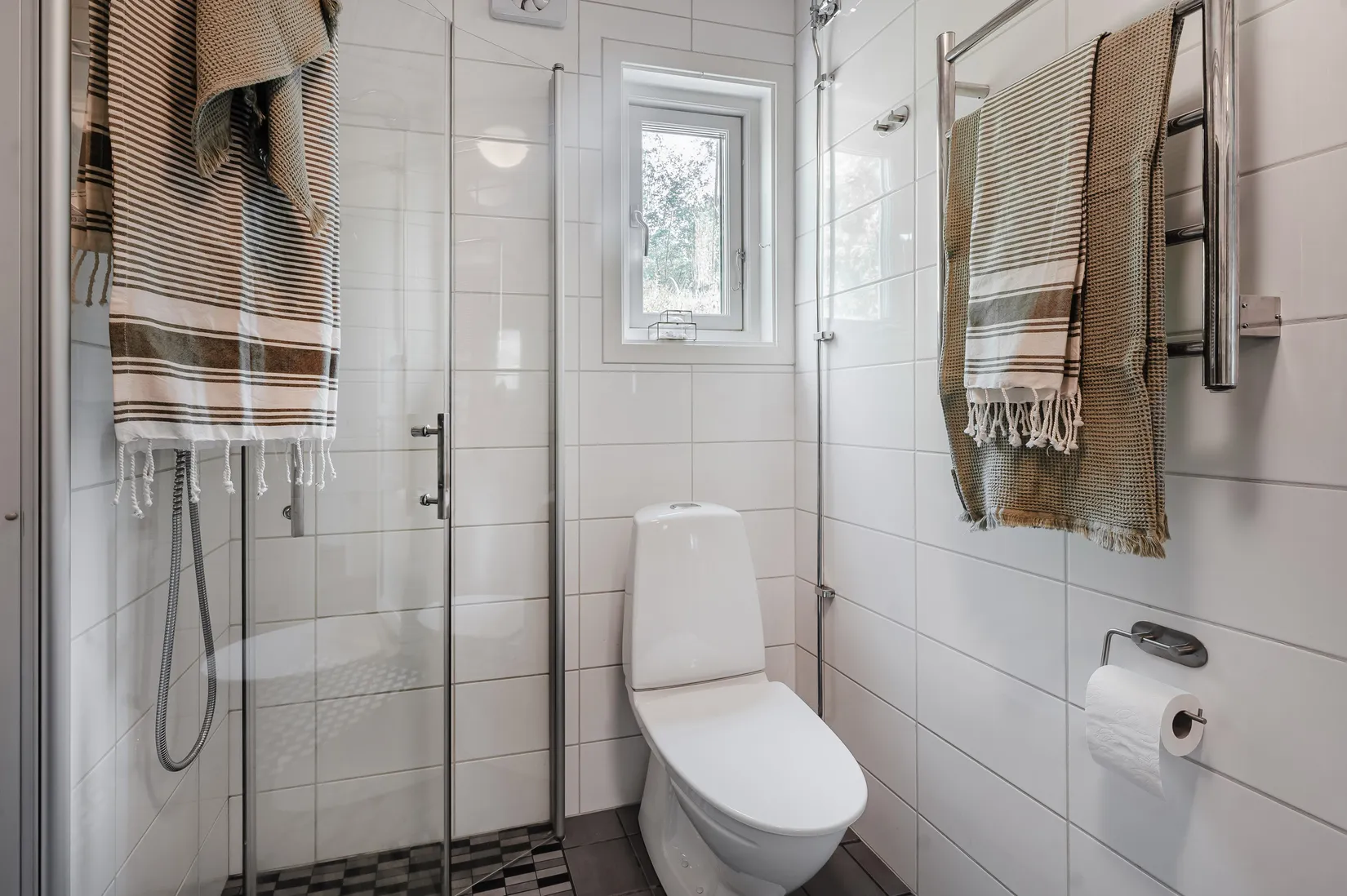 Villa, Årsundavägen 412, Storsjön, Sandviken