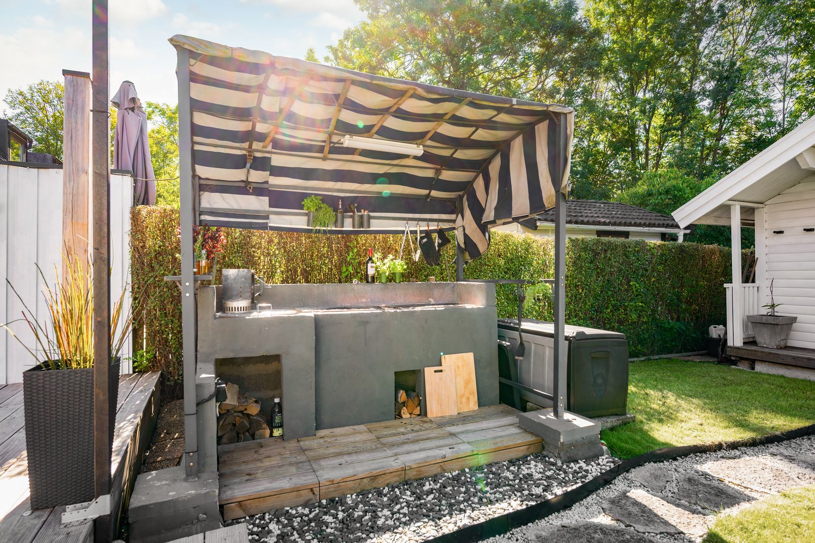 Villa, Radhus, Dramatikgatan 13, Hisings Backa, Göteborg