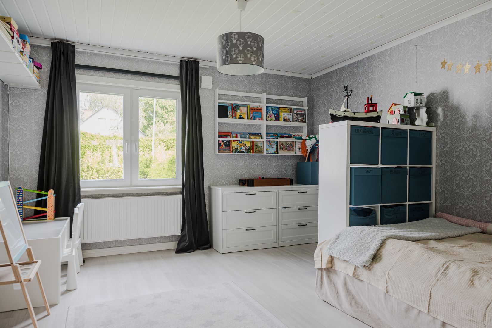 Villa, Radhus, Dyarnevägen 4, Bålsta Mansängen, Håbo