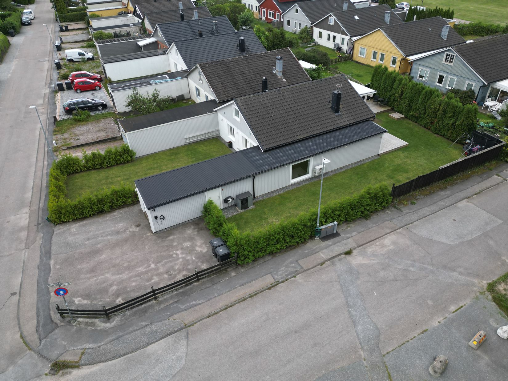 Villa, Radhus, Dyarnevägen 4, Bålsta Mansängen, Håbo